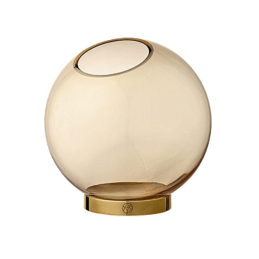 Wazon GLOBE żółty ze złotą podstawą AYTM Eye on Design