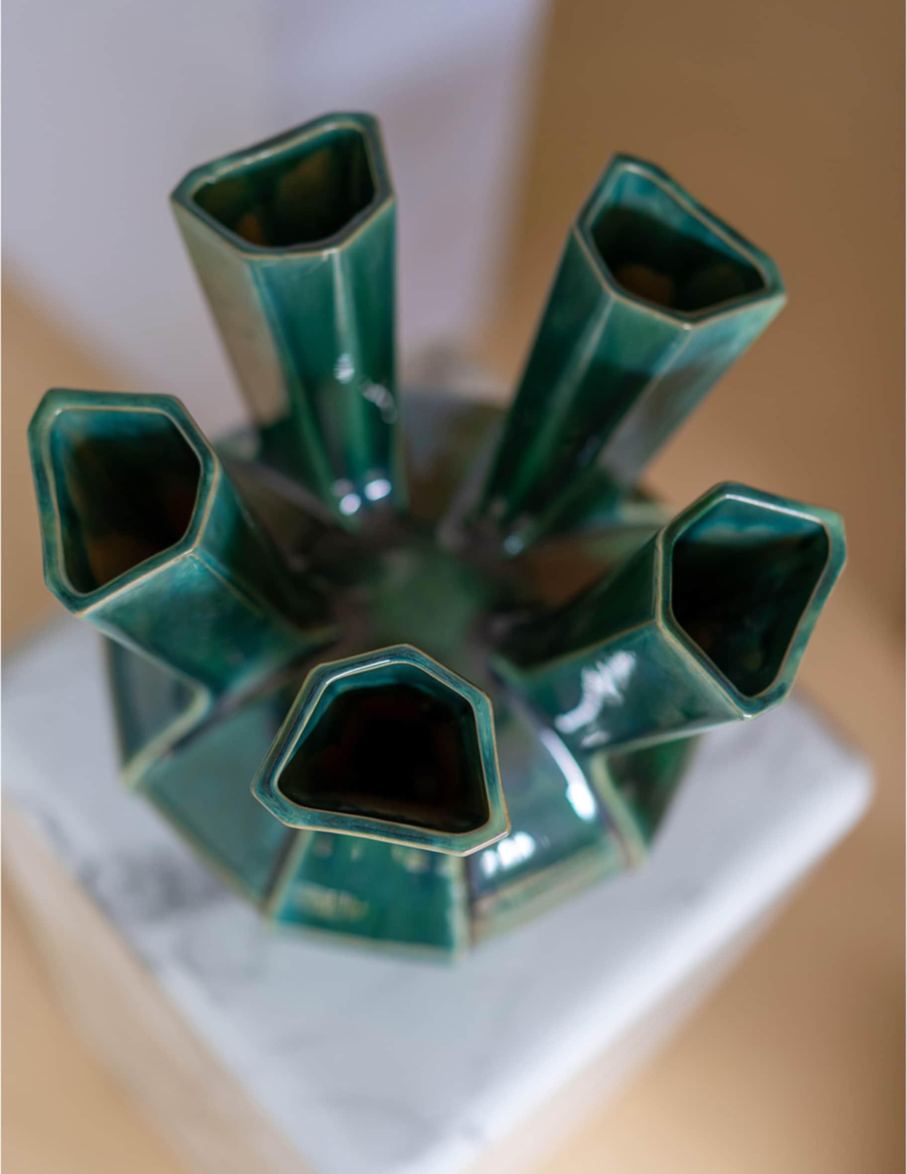 Wazon PUYI zielony Pols Potten Eye on Design