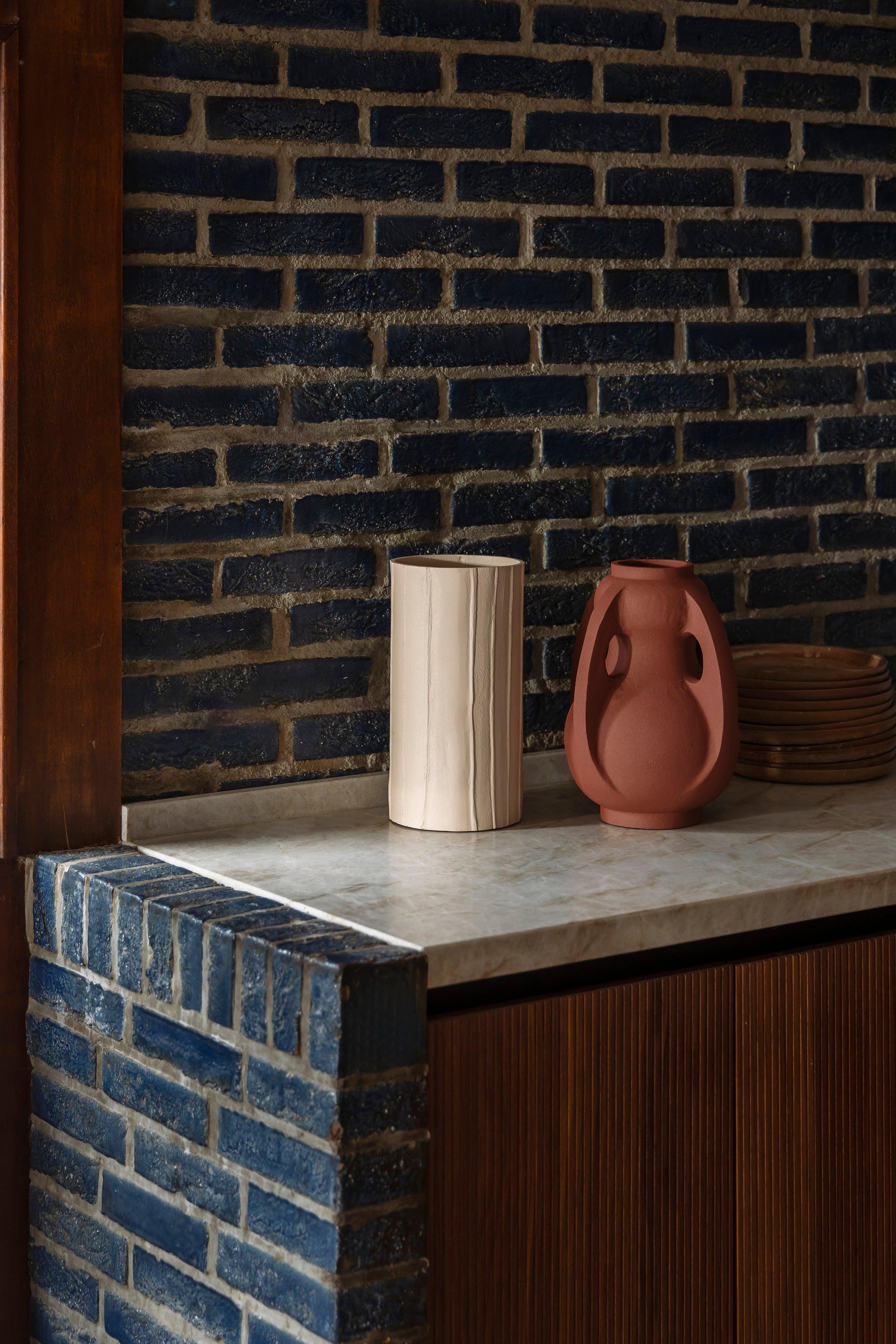 Rander Vase Beige Dutchbone Eye on Design