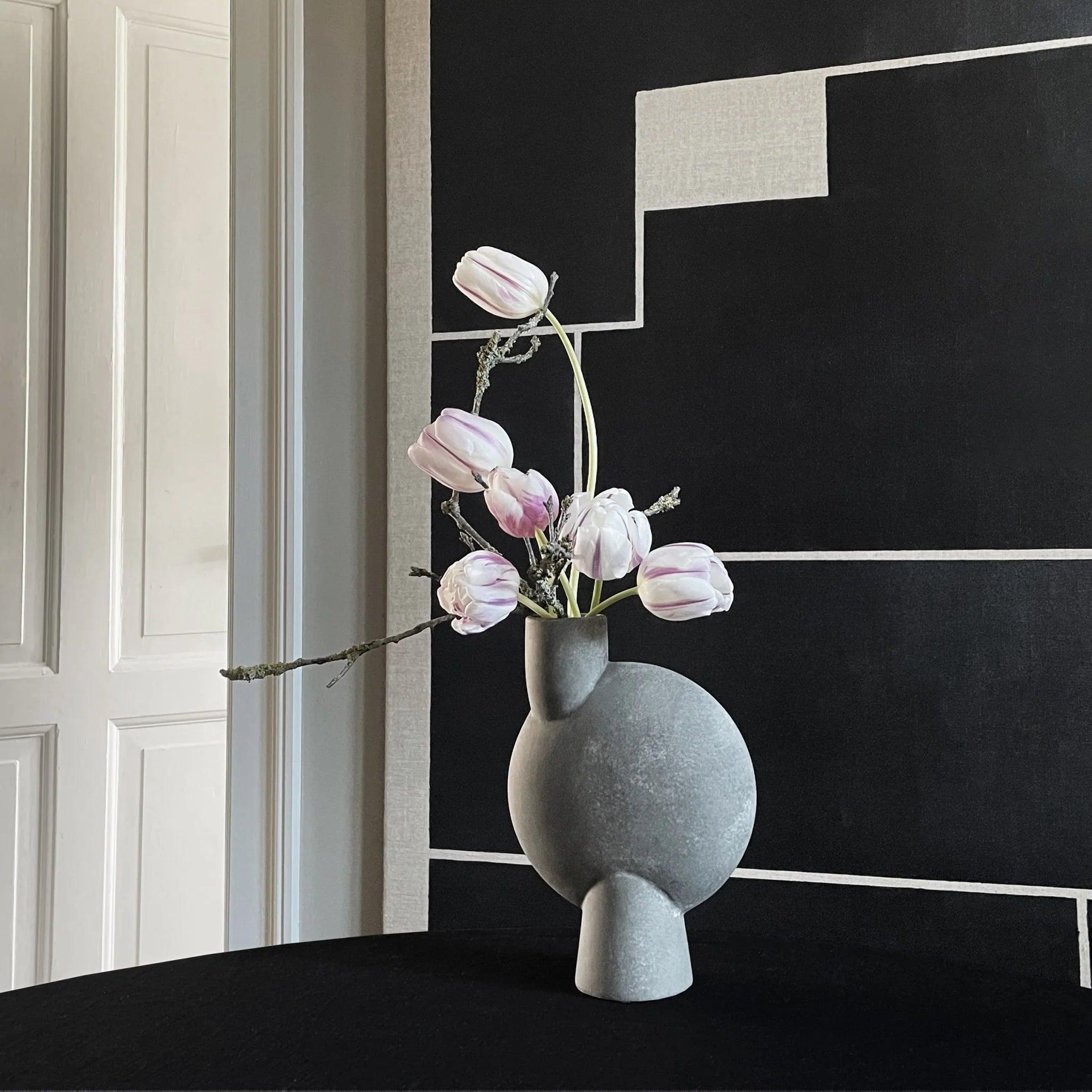 Wazon SPHERE BUBL ciemnoszary 101 Copenhagen Eye on Design