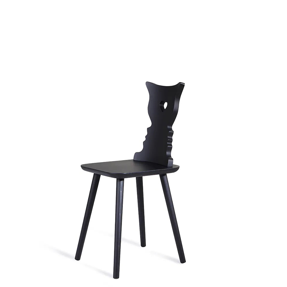 Chair in black