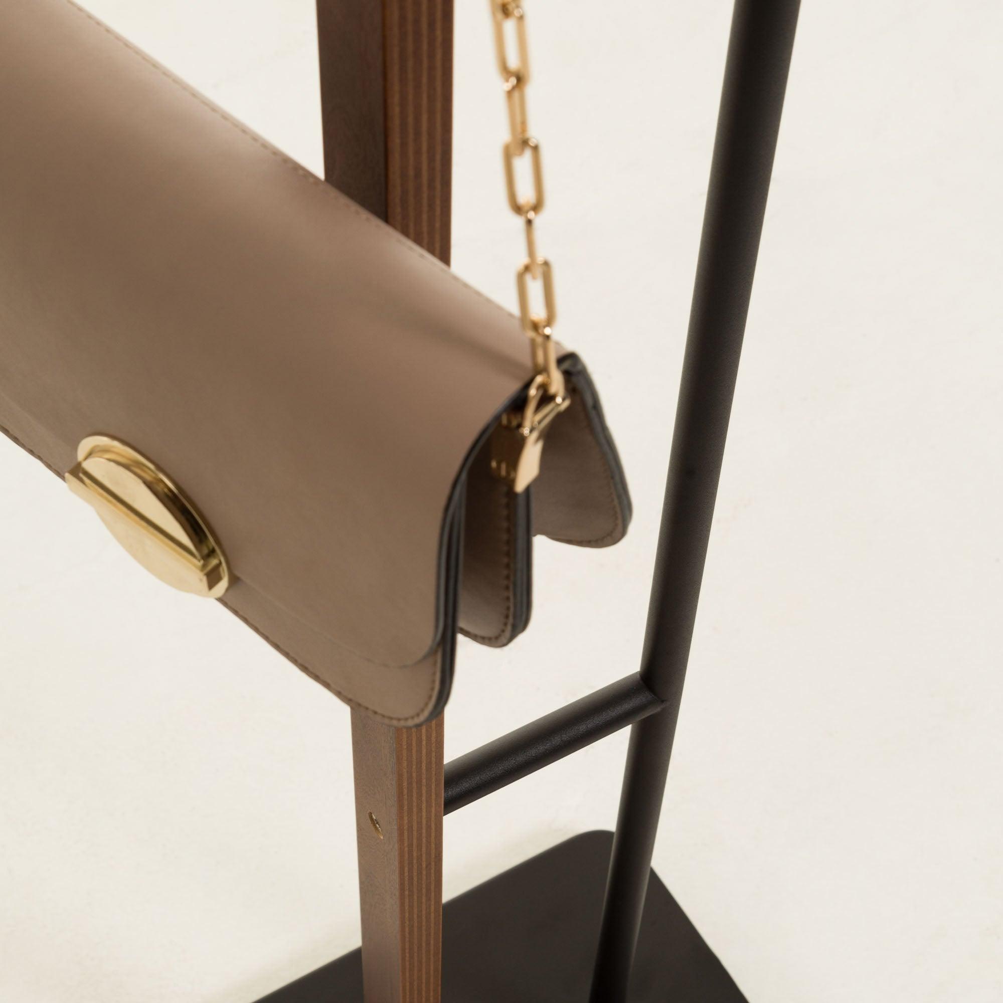 Wieszak MAGALI czarny La Forma Eye on Design