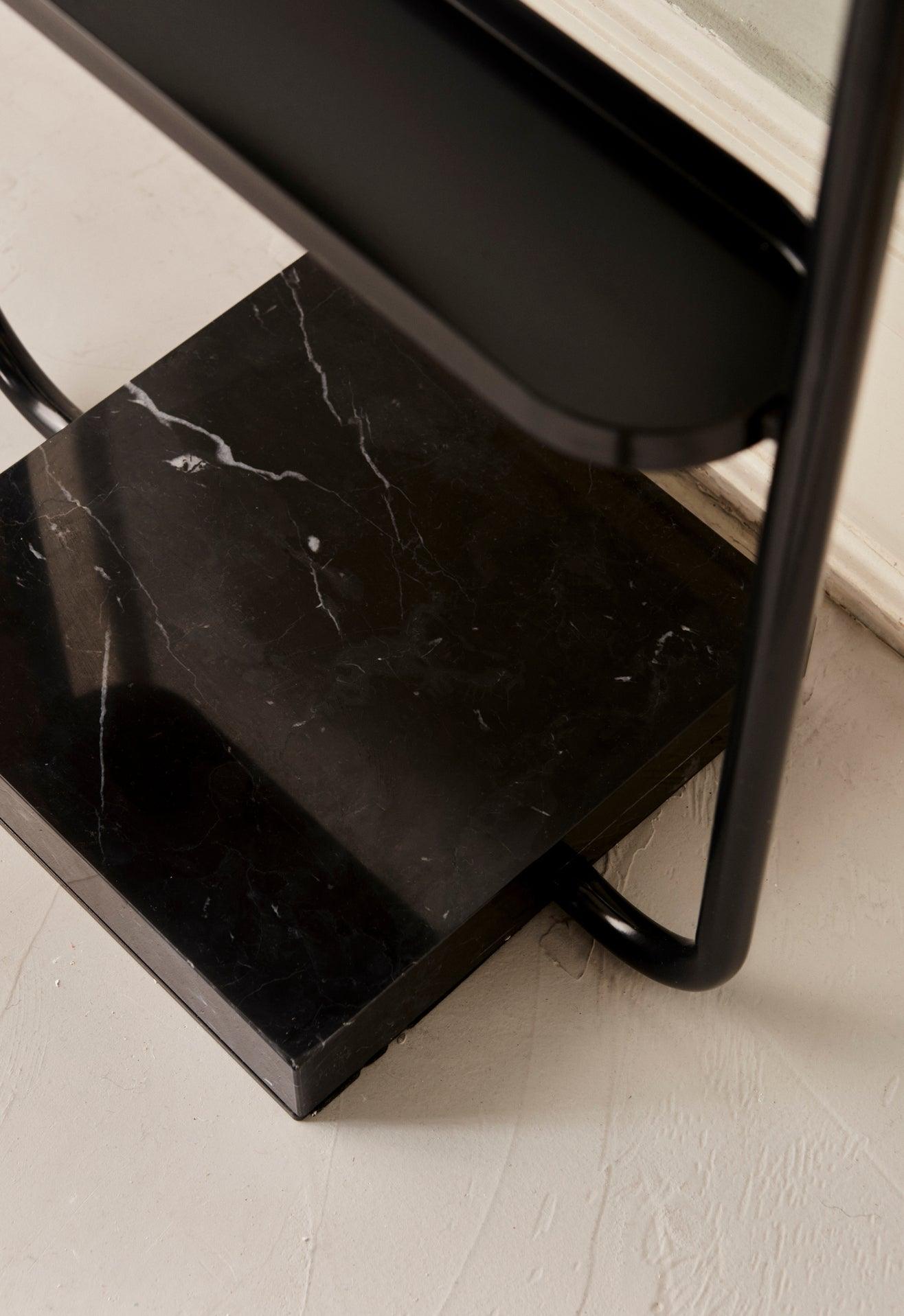 Wieszak stojący ANGUI czarny marmur AYTM Eye on Design