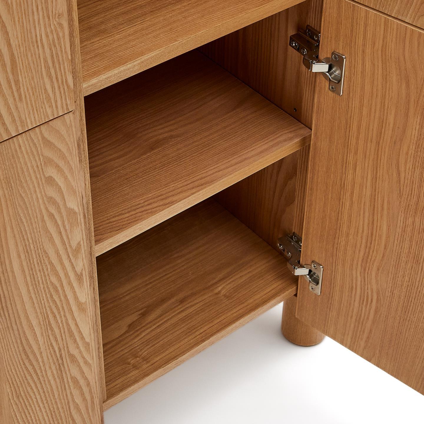 Wysoki kredens SALAYA sklejka jesionowa La Forma Eye on Design