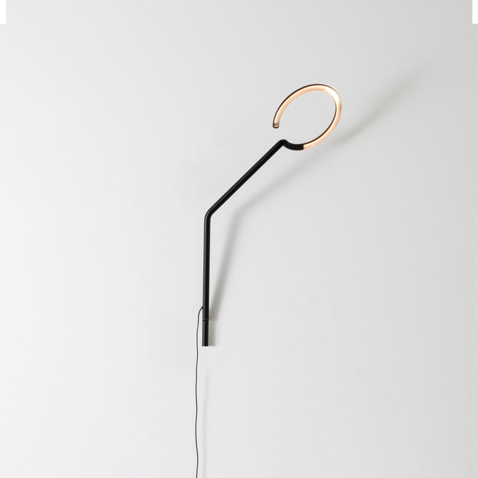 VINE LIGHT wall lamp with arm black