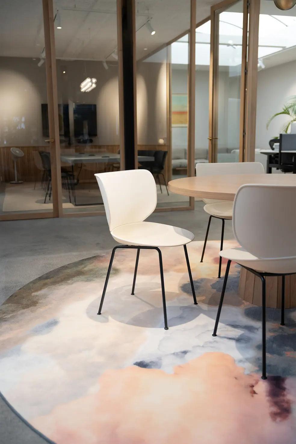 Zestaw dwóch krzeseł HANA Moooi Eye on Design