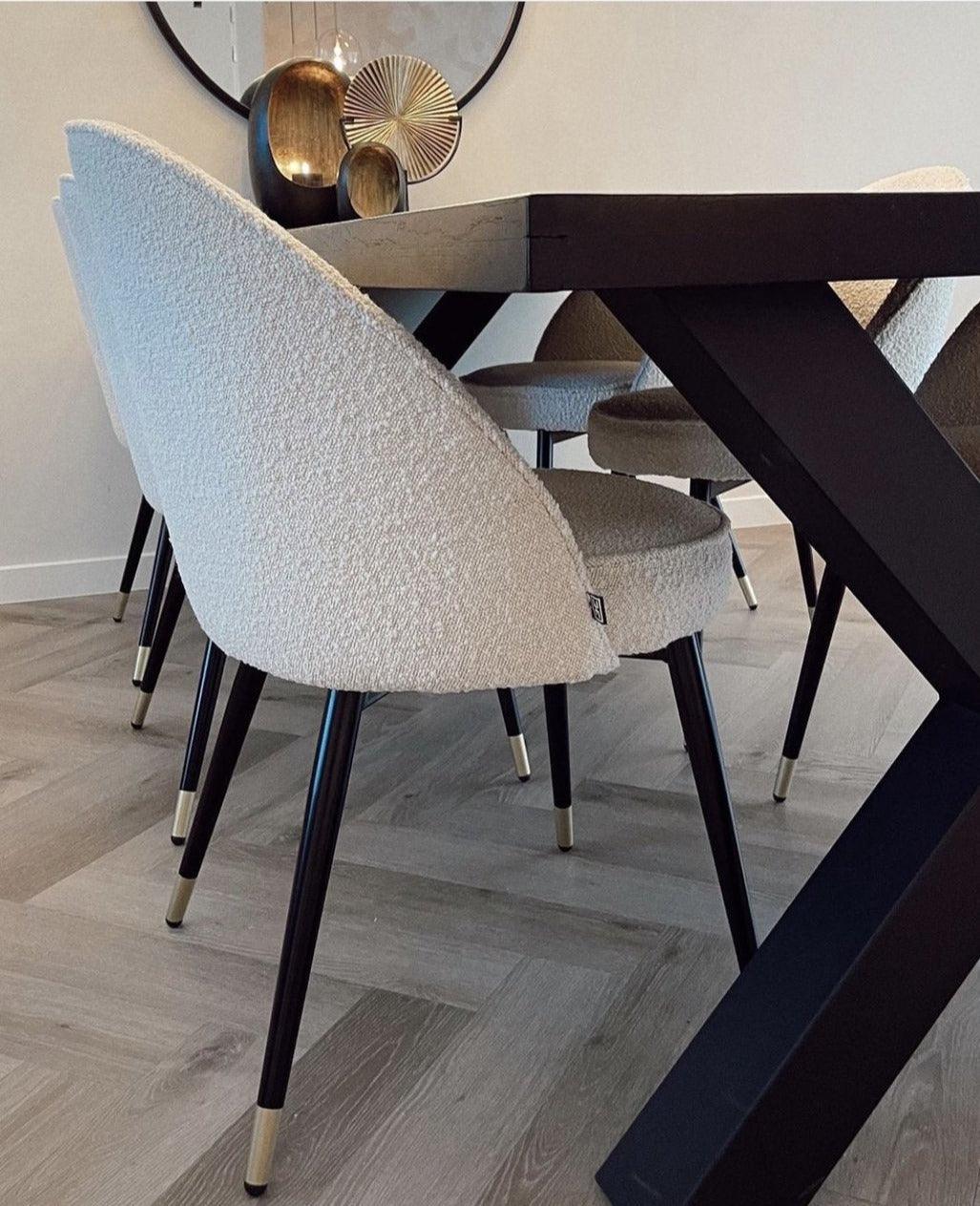 Zestaw krzeseł w tkaninie boucle COOPER kremowy Eichholtz Eye on Design