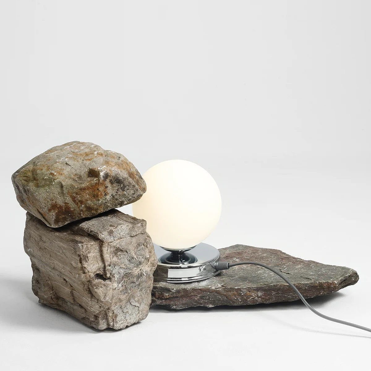 Lampa biurkowa BALL chromowany Artera Eye on Design