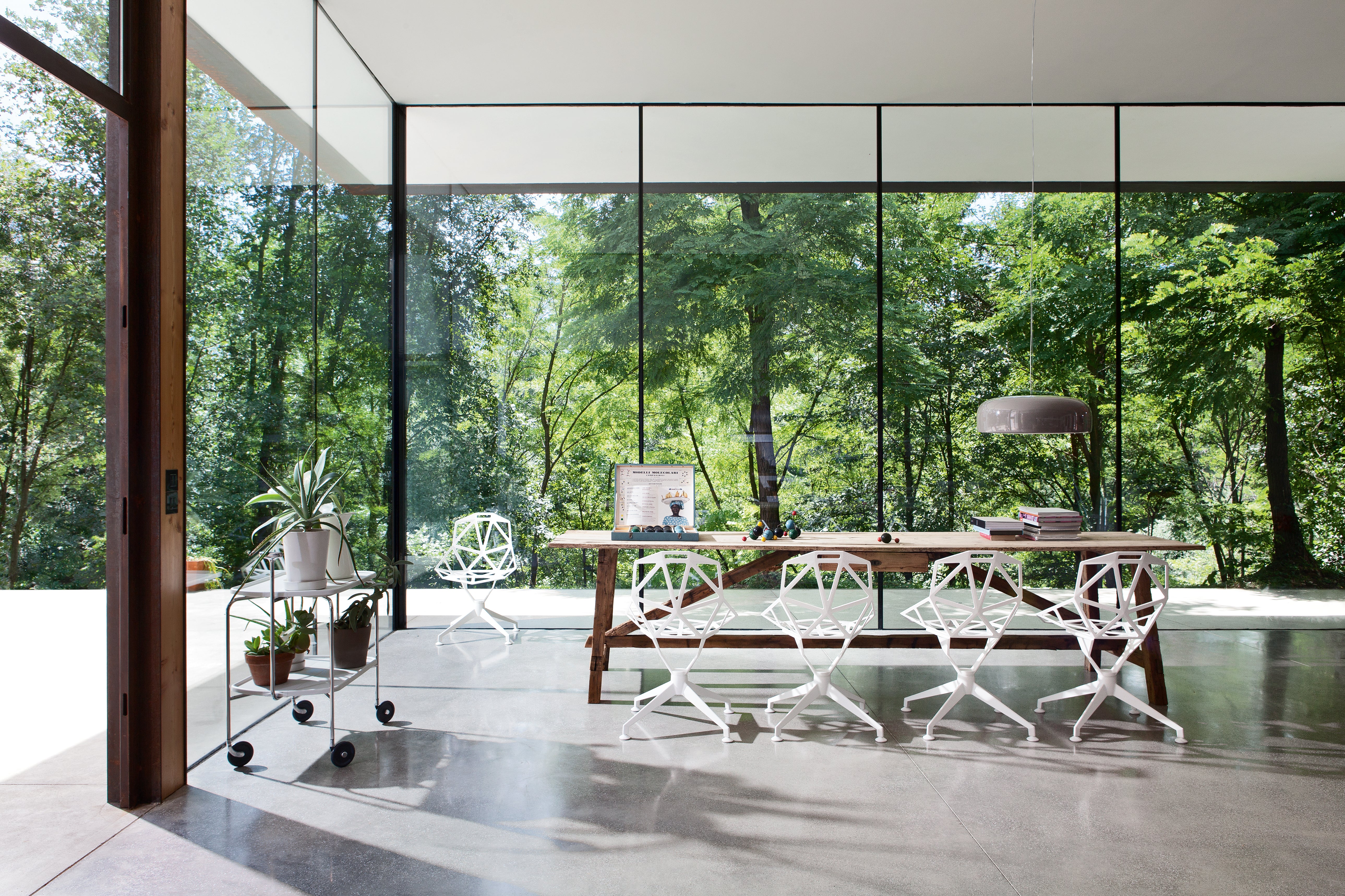 Krzesło obrotowe CHAIR_ONE_4STAR czarny Magis Eye on Design