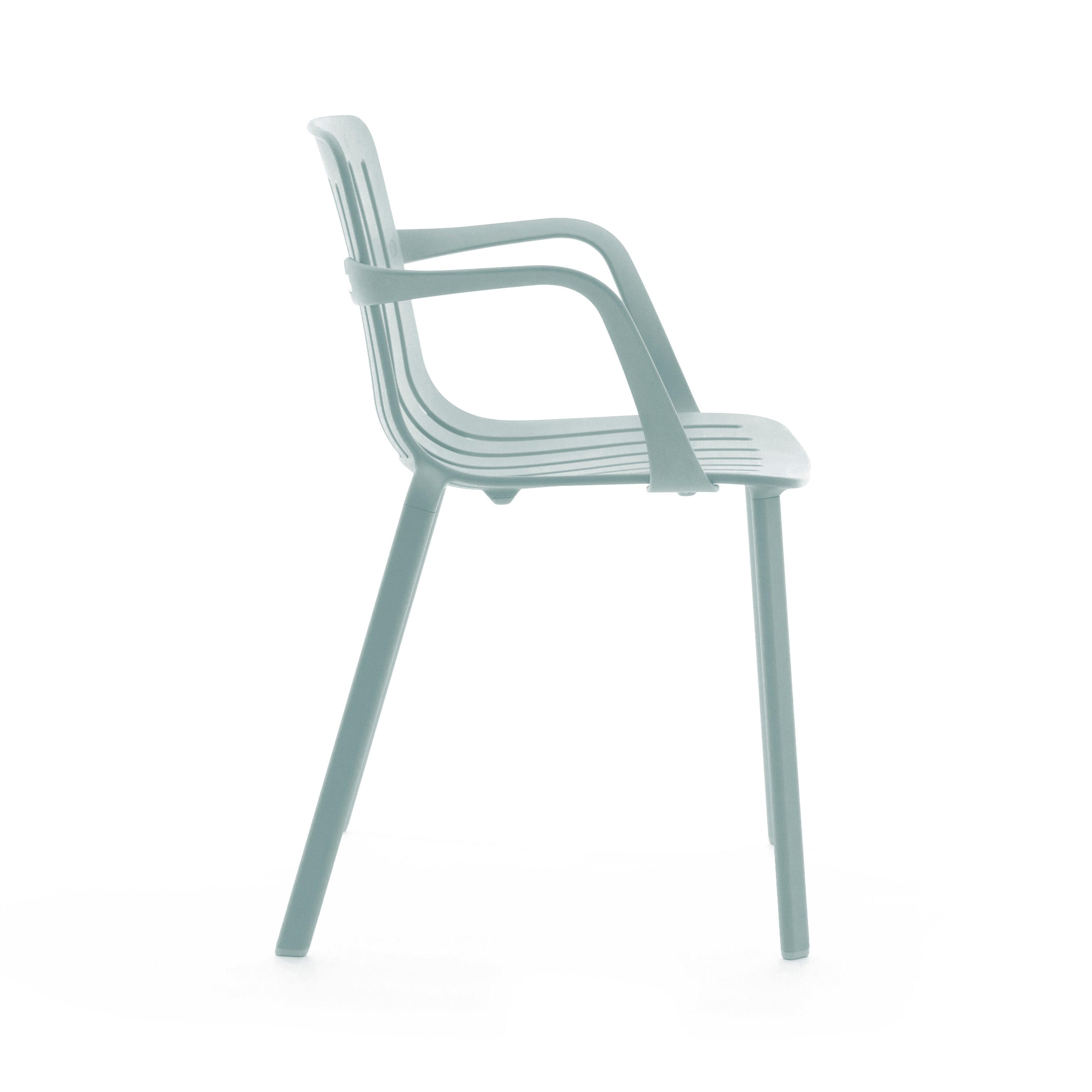 Krzesło zewnętrzne z podłokietnikami PLATO jasnoniebieski Magis Eye on Design