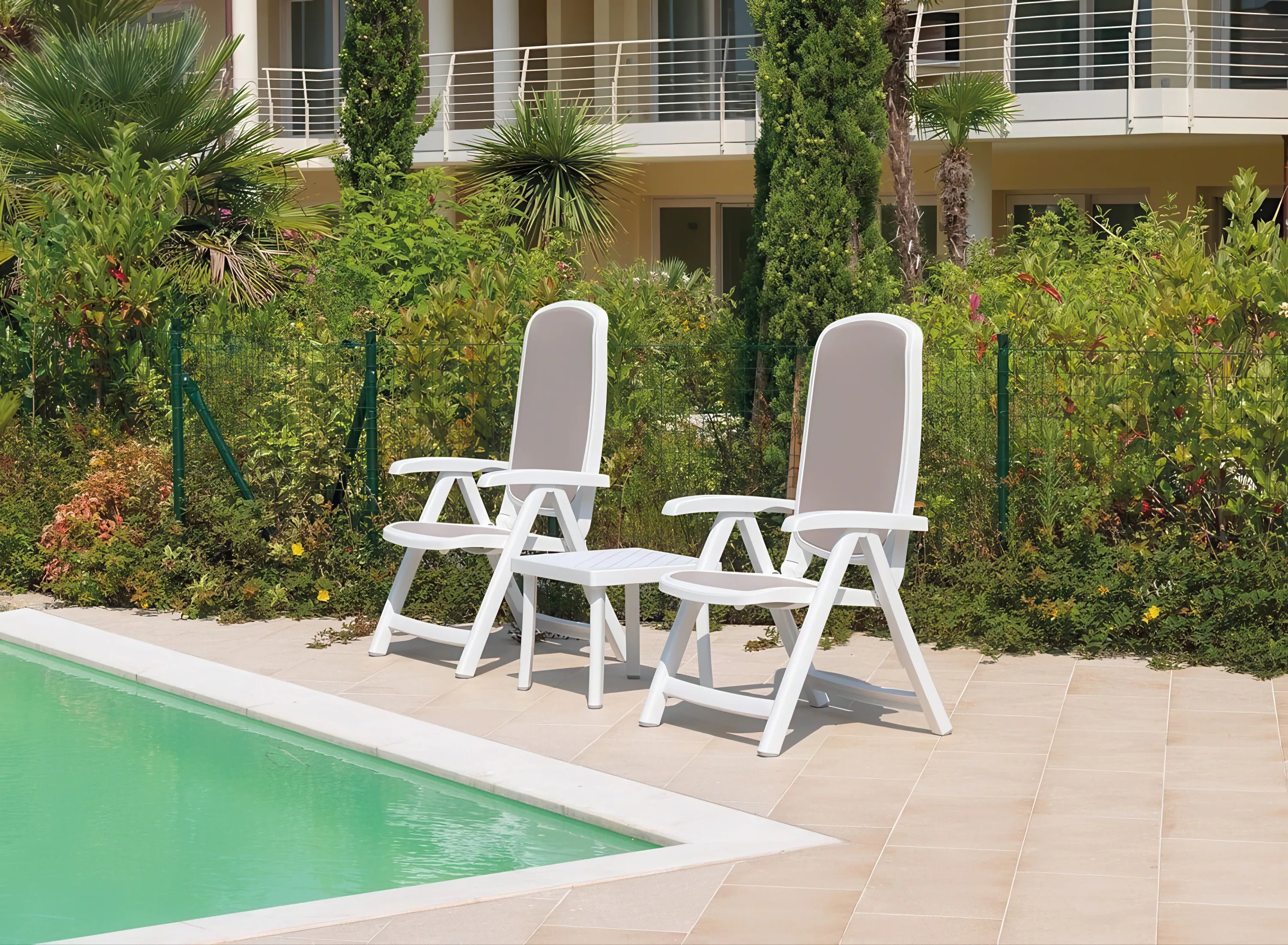 Buiten vierkante salontafel RODI taupe