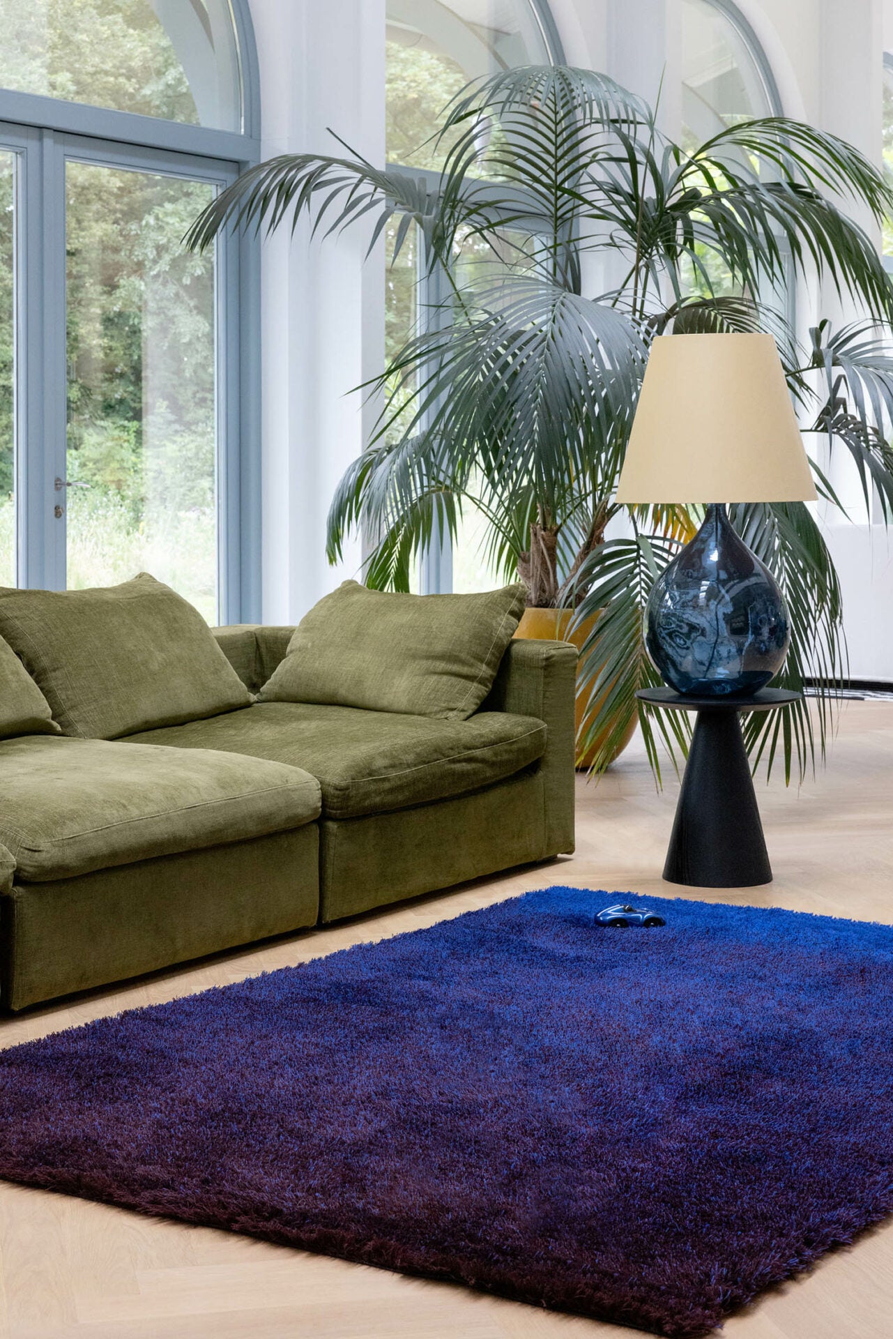 Vloerkleed SHADE HIGH granaat met lange haren