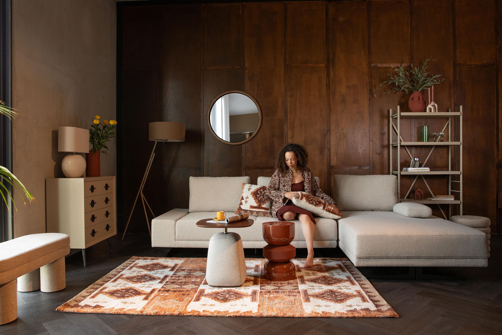 MURPHY beige tripod floor lamp