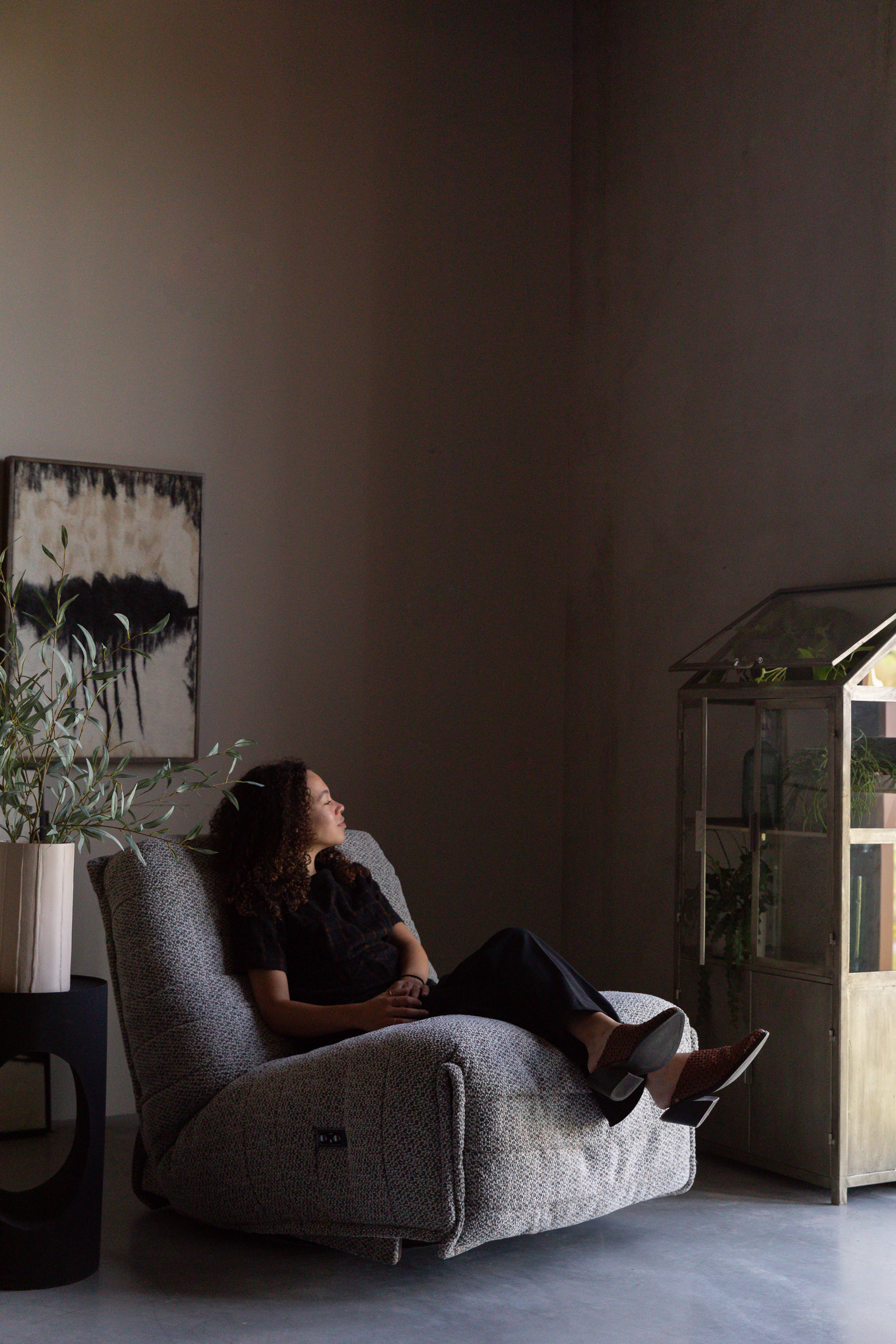 MONVISO industrial showcase antique gold