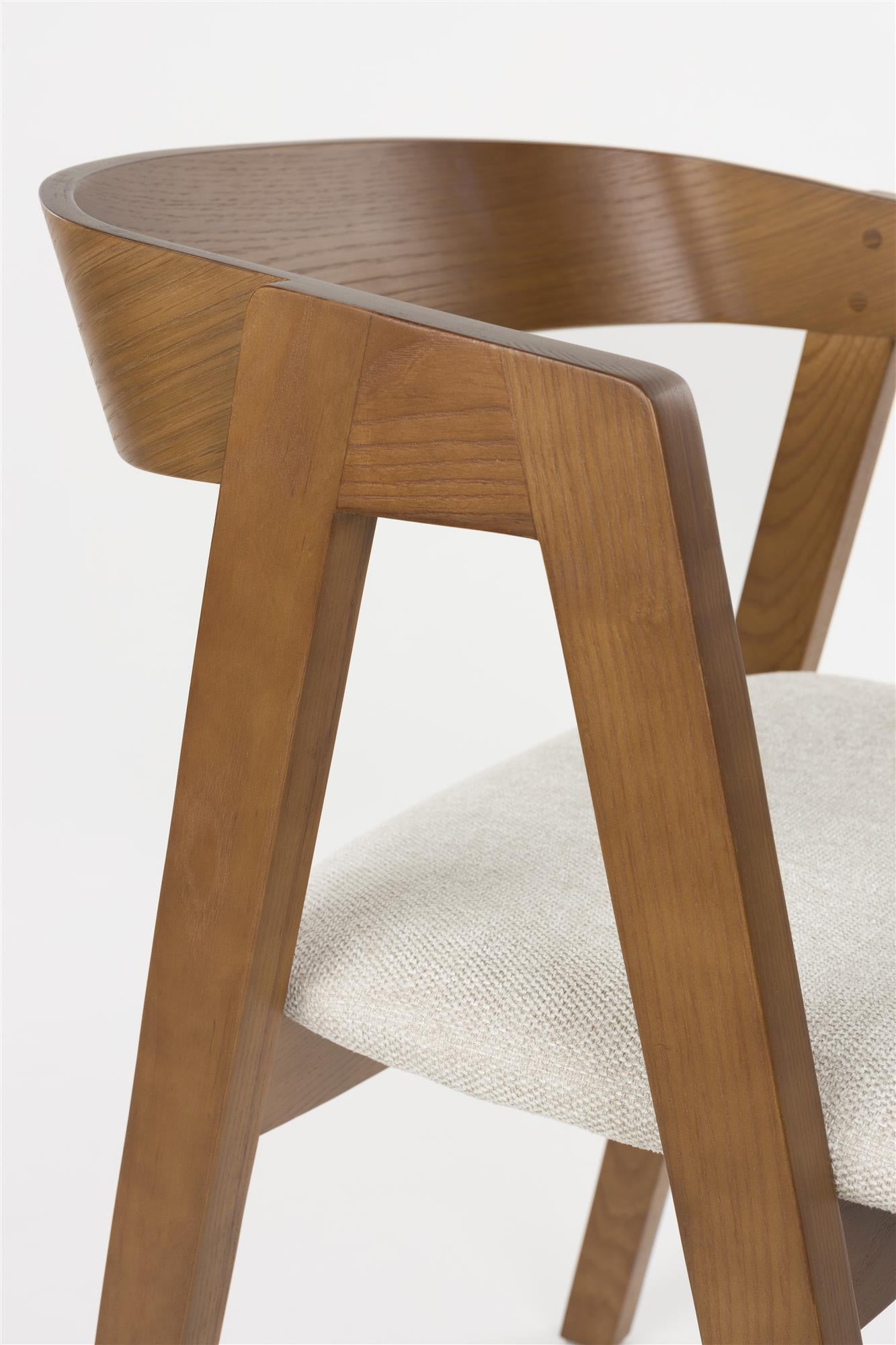 Stoel MADS donkerbruin met een beige zitting