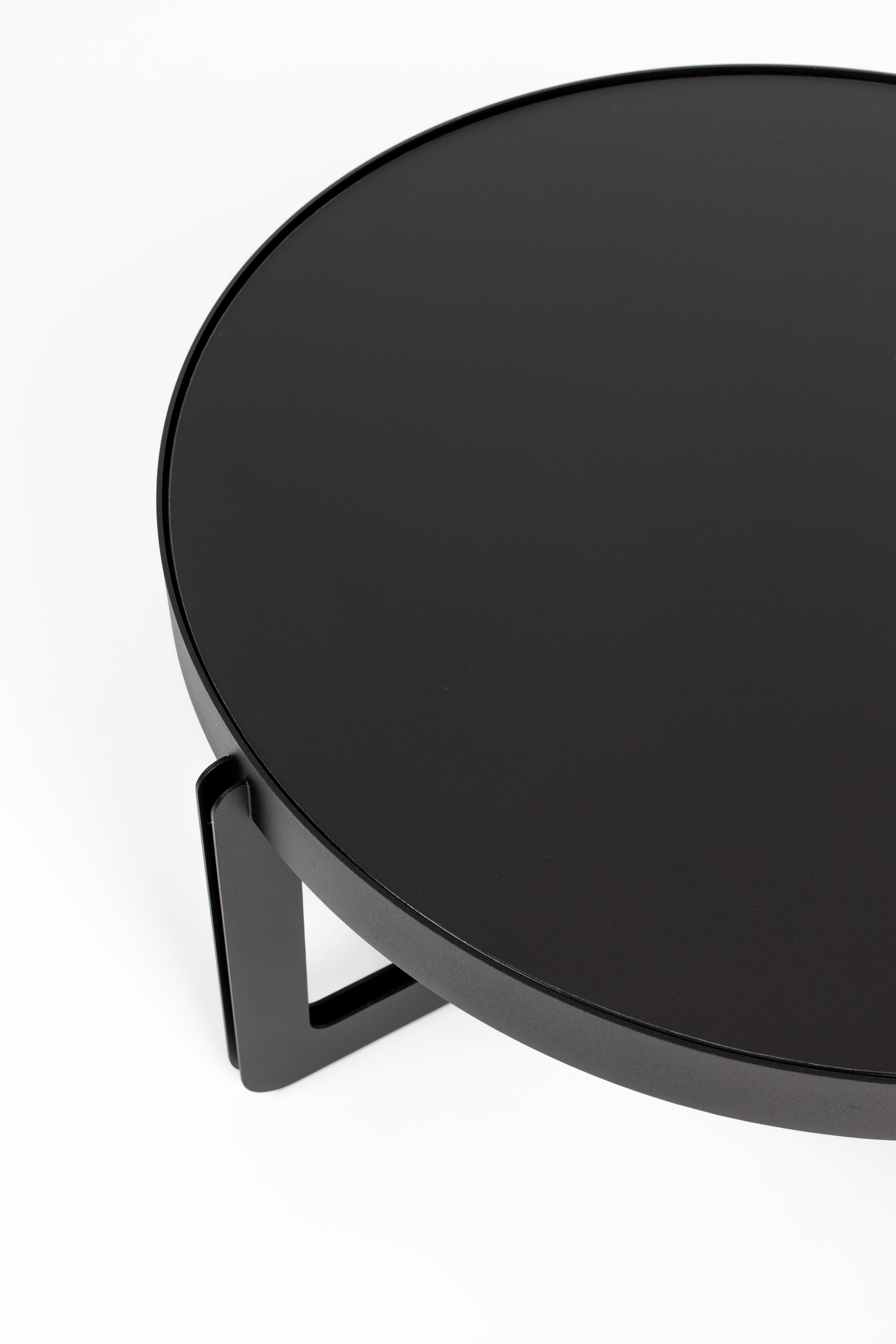 CENTRE ROUND black coffee table