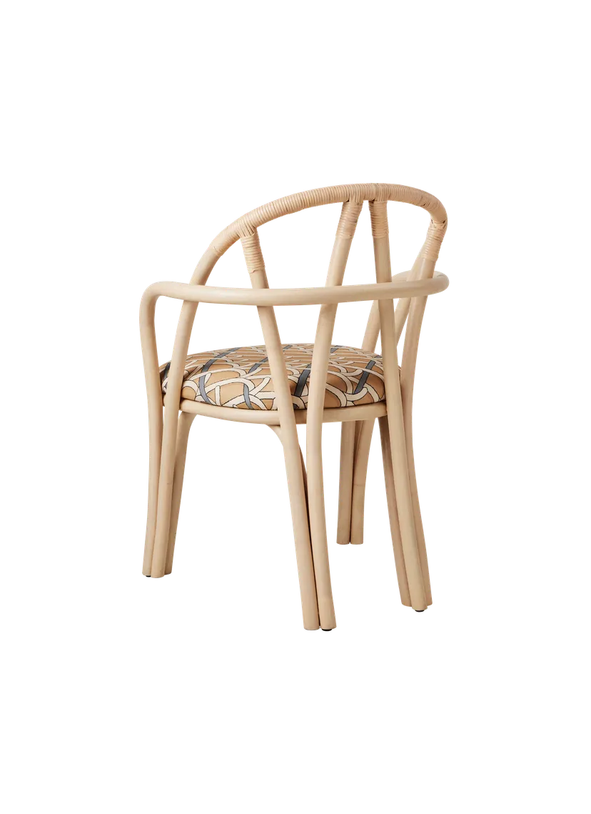 Gestoffeerde BISTRA stoel met rieten basis