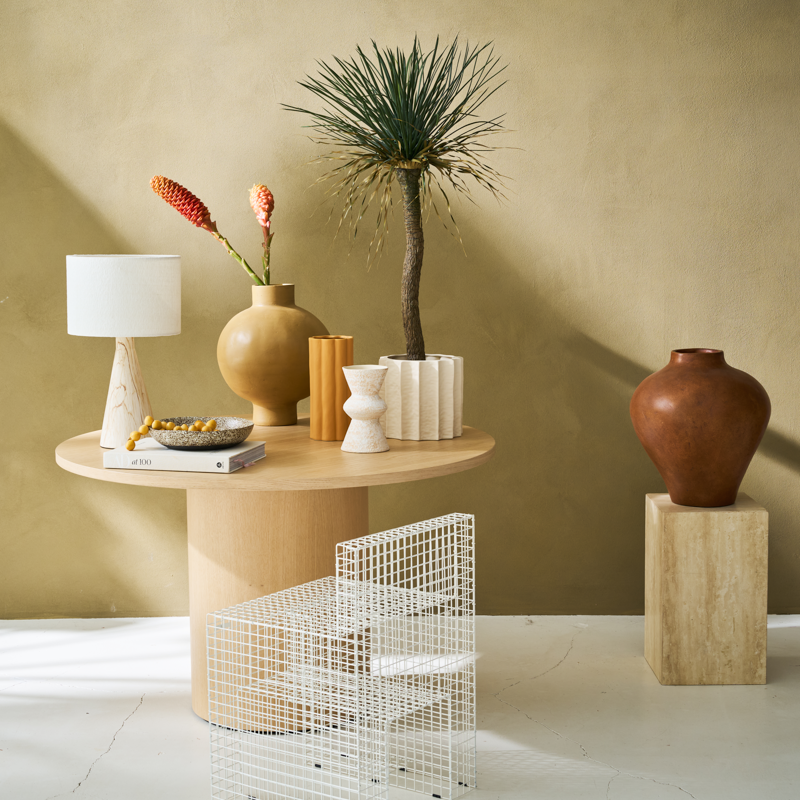 Tafellamp JUN met keramische voet en linnen kap