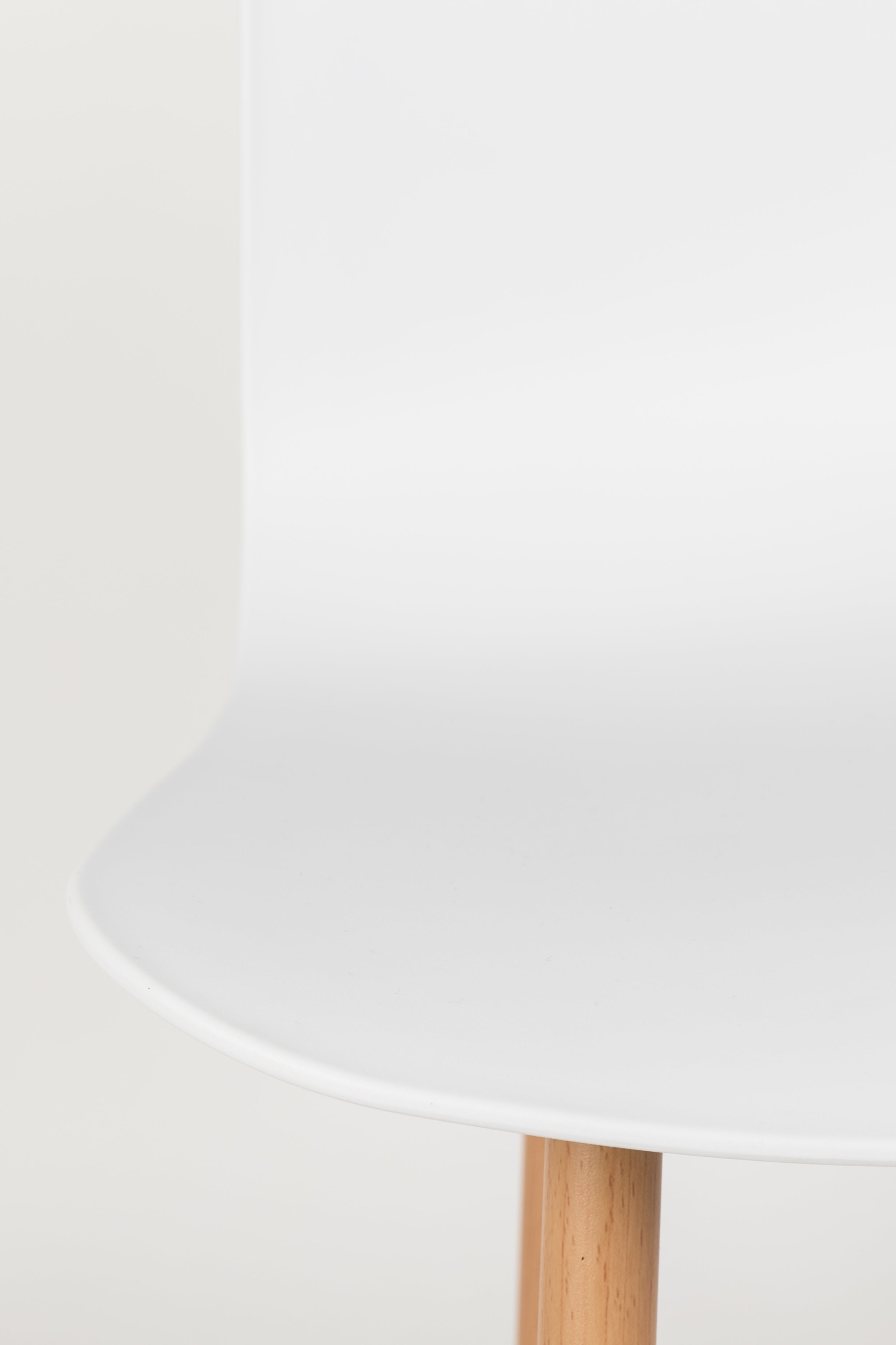 Krzesło LEON biały z drewnianą podstawą