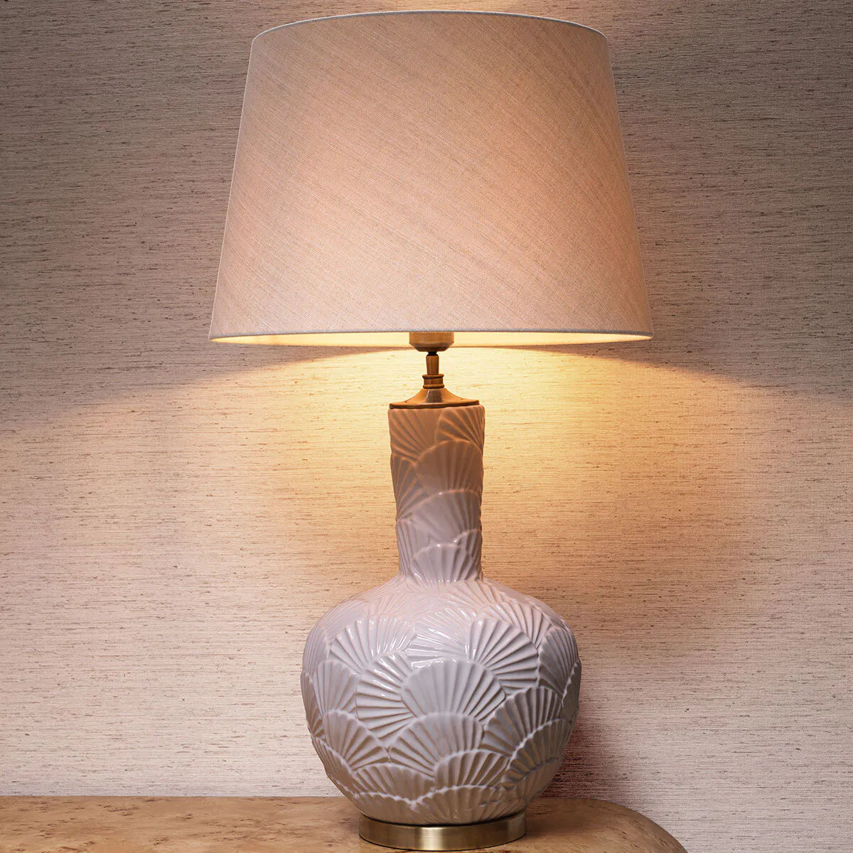 ANDORRA table lamp broken white