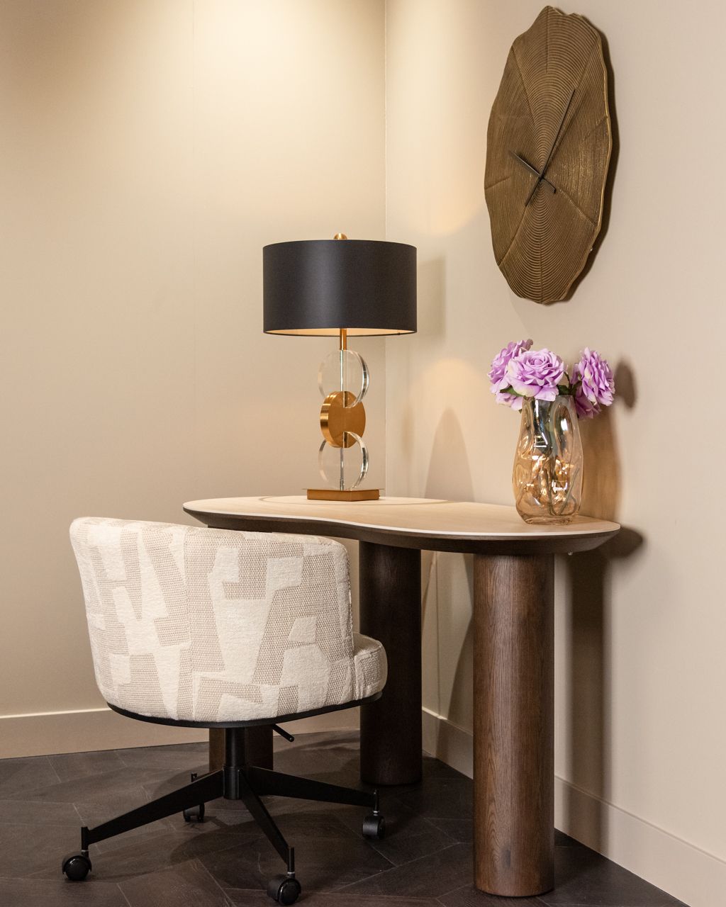 Bureau RITZ beige blad met donkerbruine basis