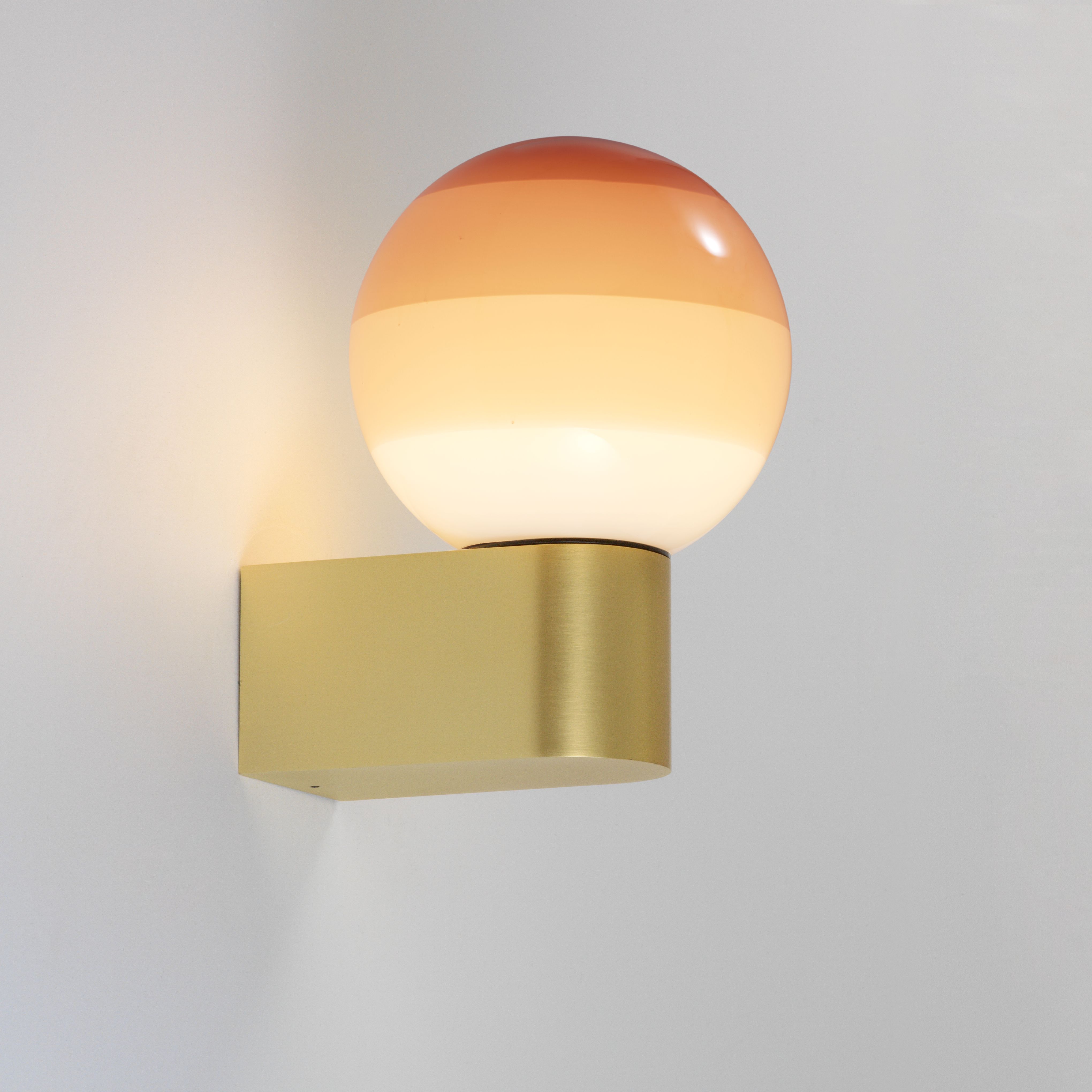 DIPPING Cream Wall Sconce