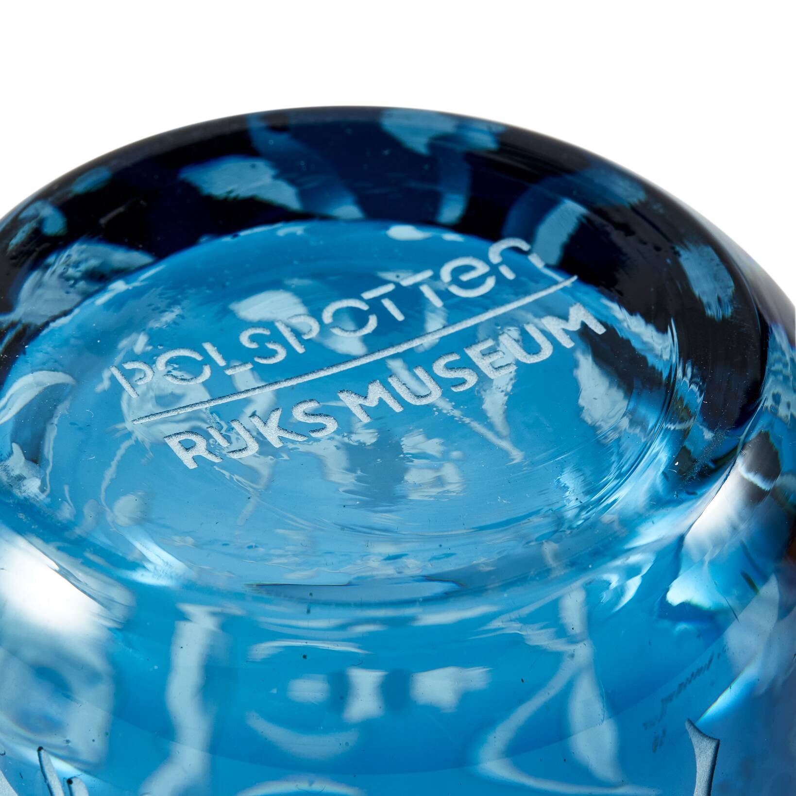 Set van glazen GESTROOIDE BLOEMEN blauw met gezandstraald patroon