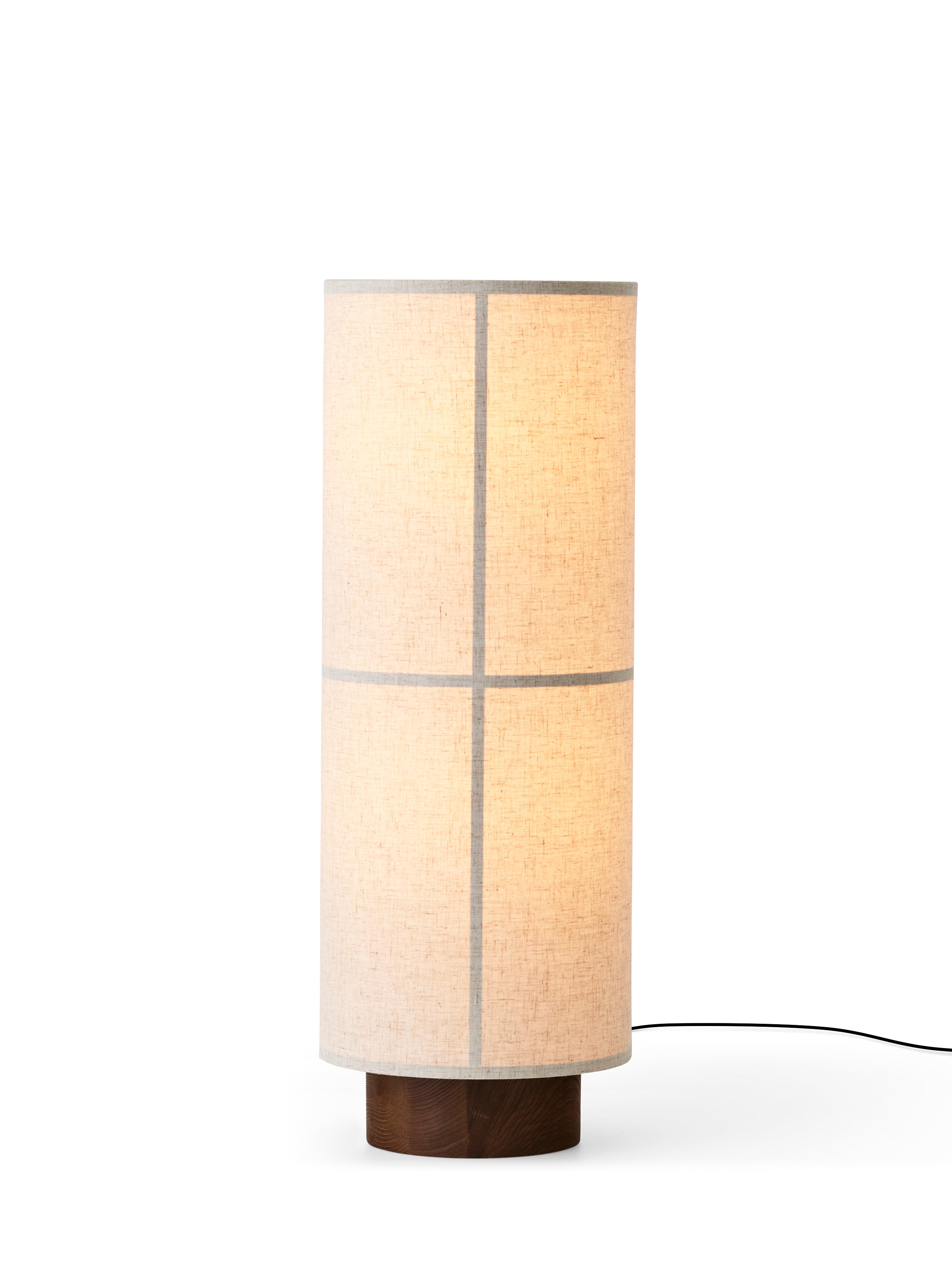 HASHIRA floor lamp with a linen shade and an ash base