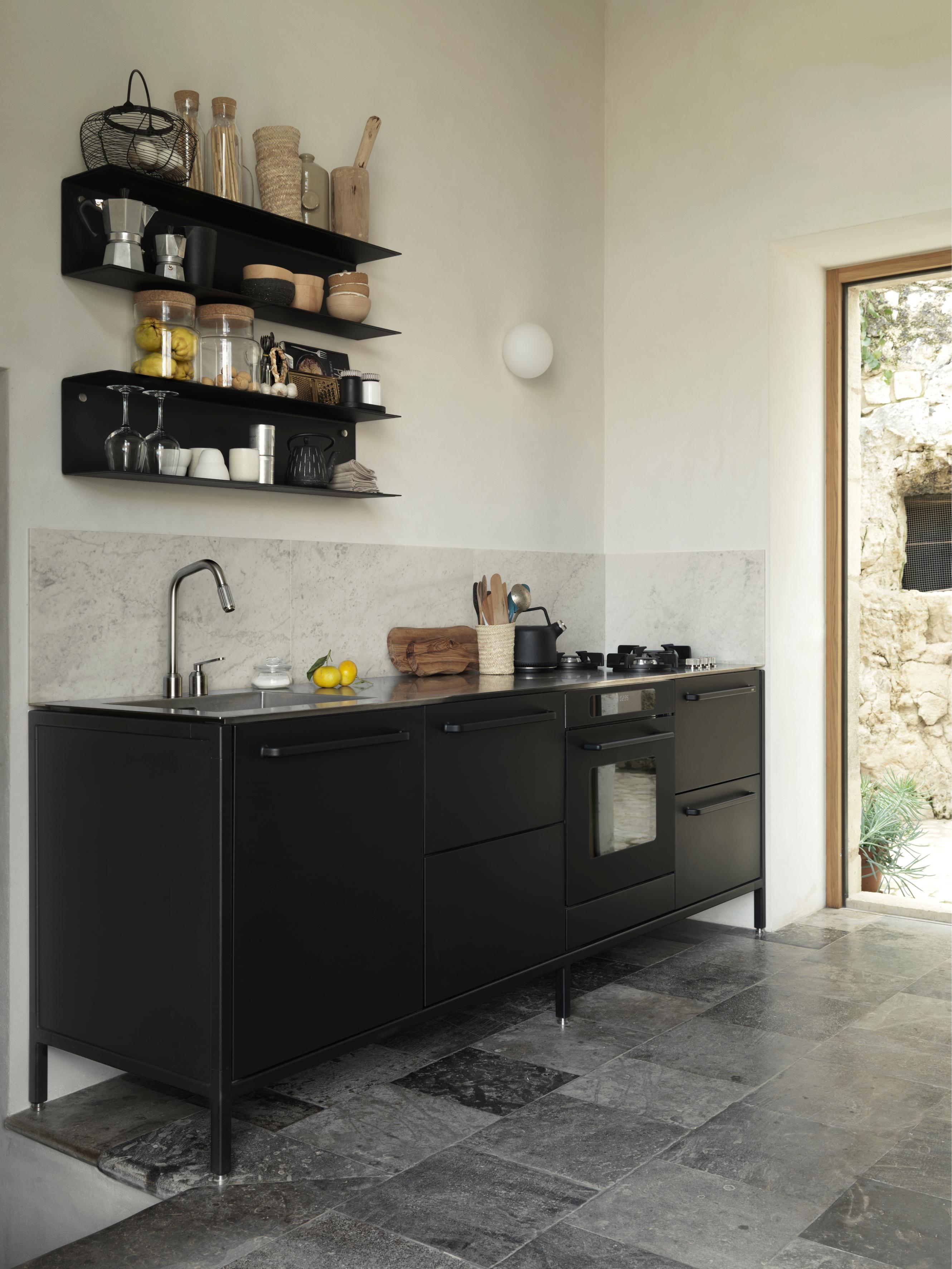 Hanging Shelf VIPP Black