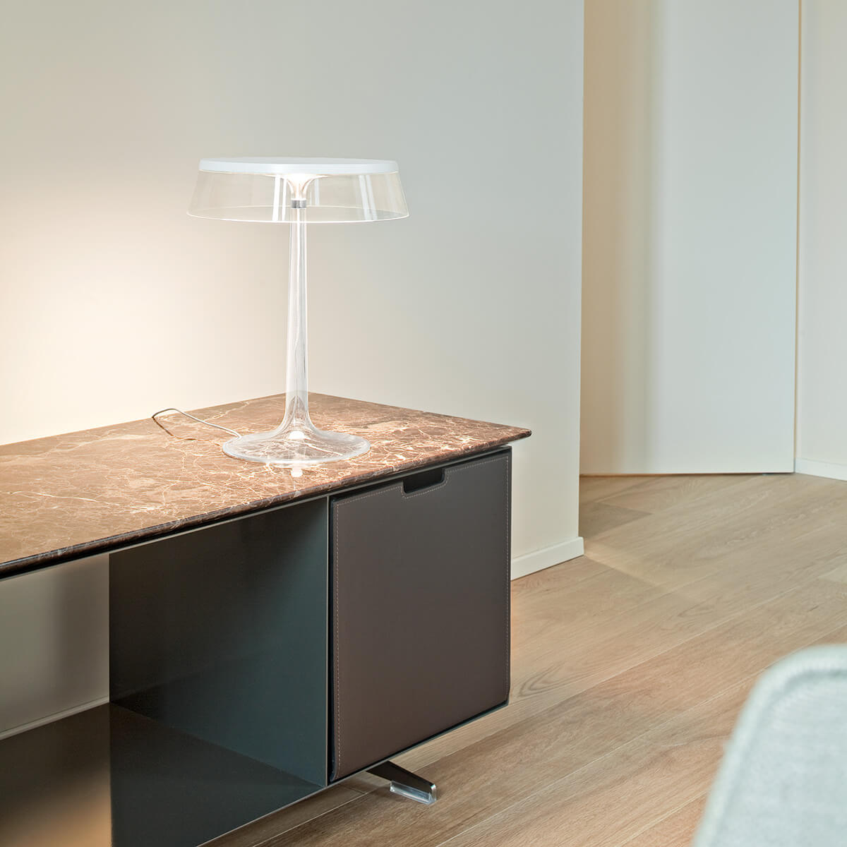 BON JOUR matte chrome table lamp with transparent shade