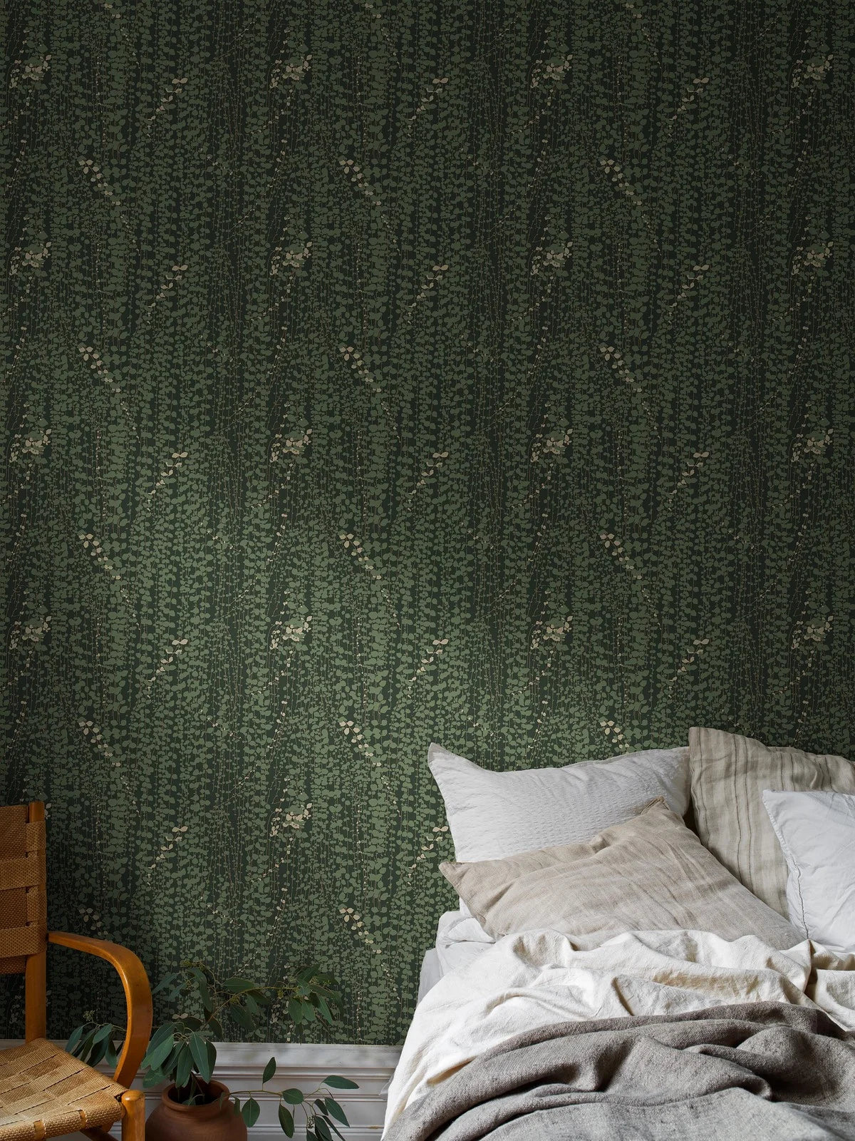 Green Leaf Patterned Wallpaper RANKE