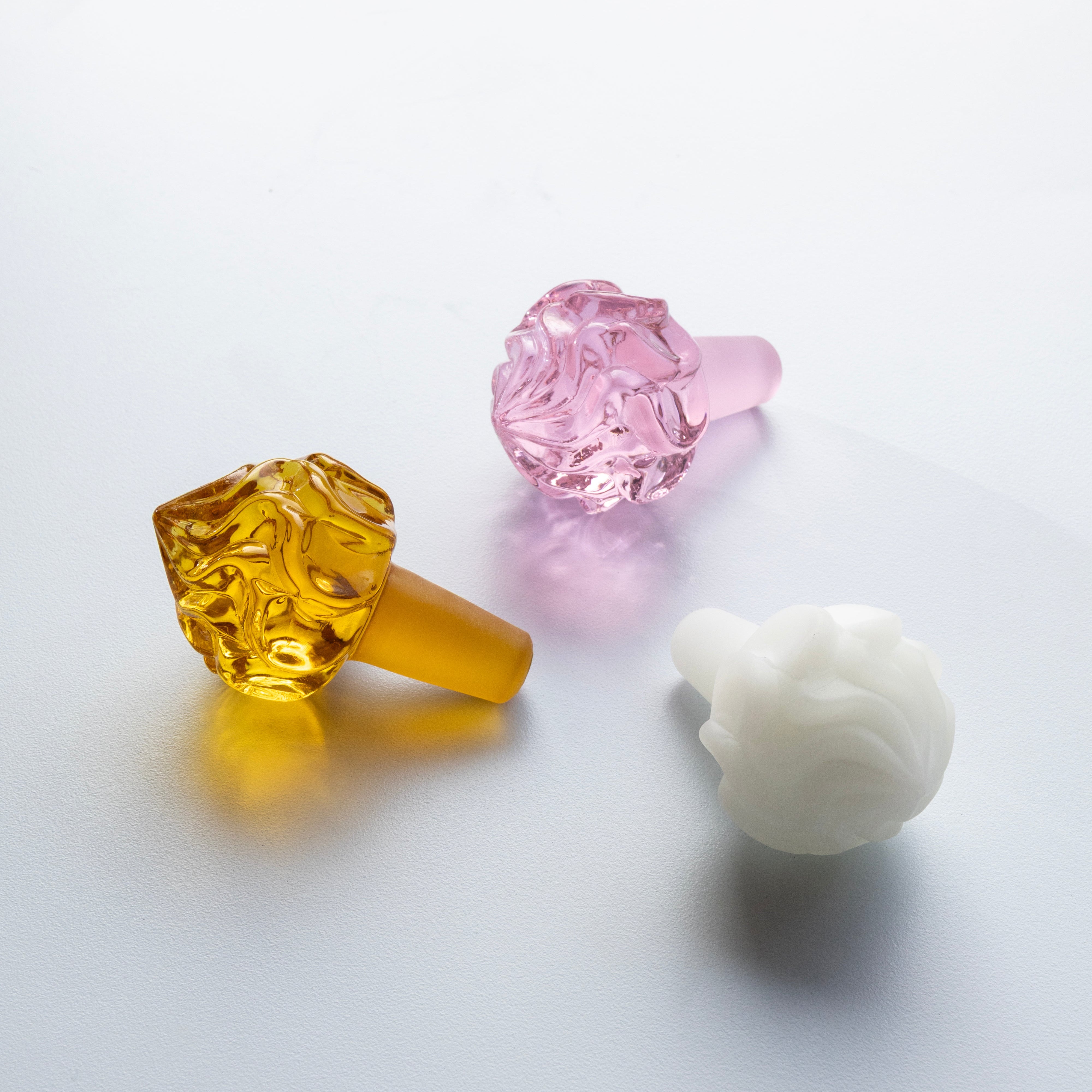 Amber bottle stopper WHIP