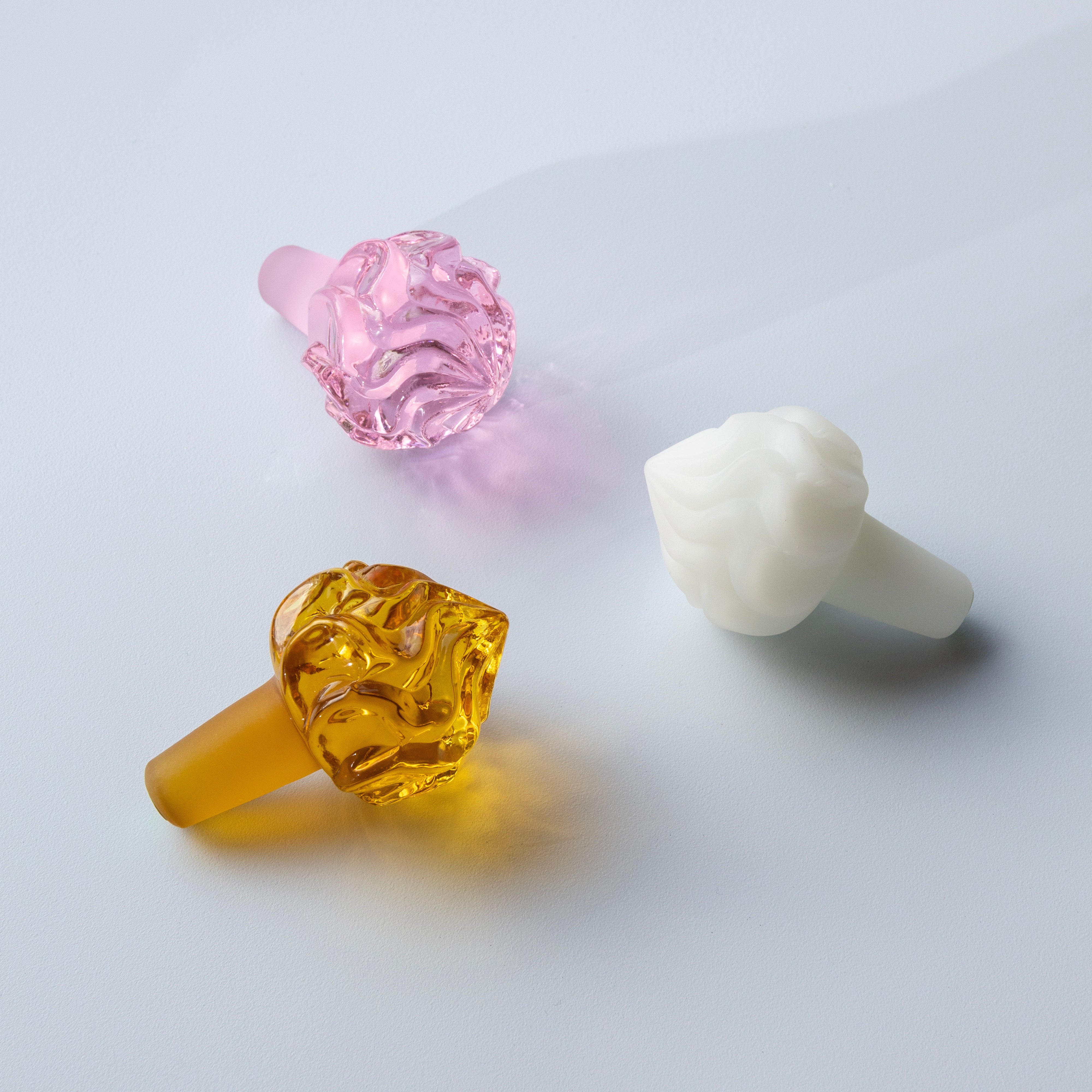 Amber bottle stopper WHIP