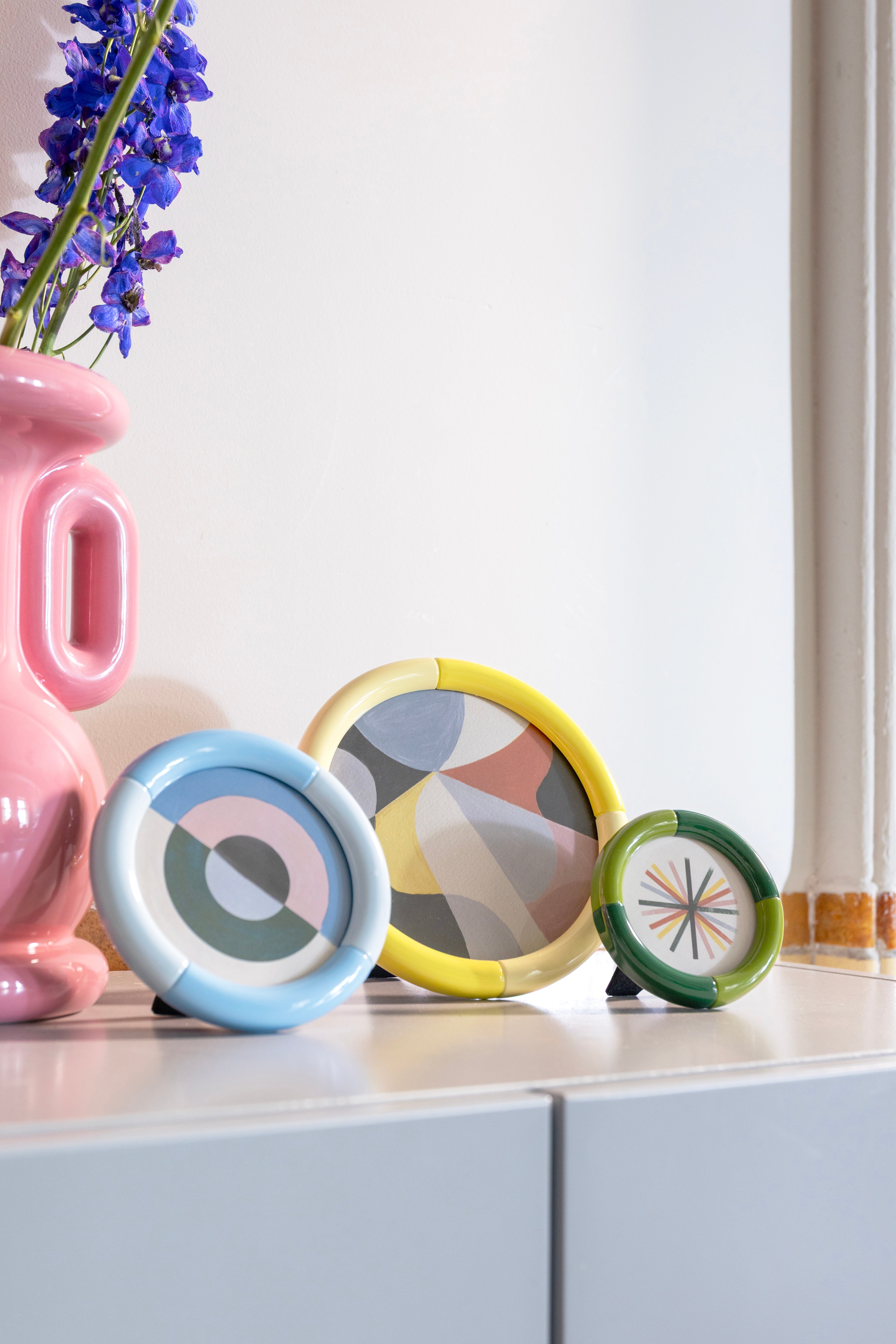 RIFT ROUND photo frame yellow