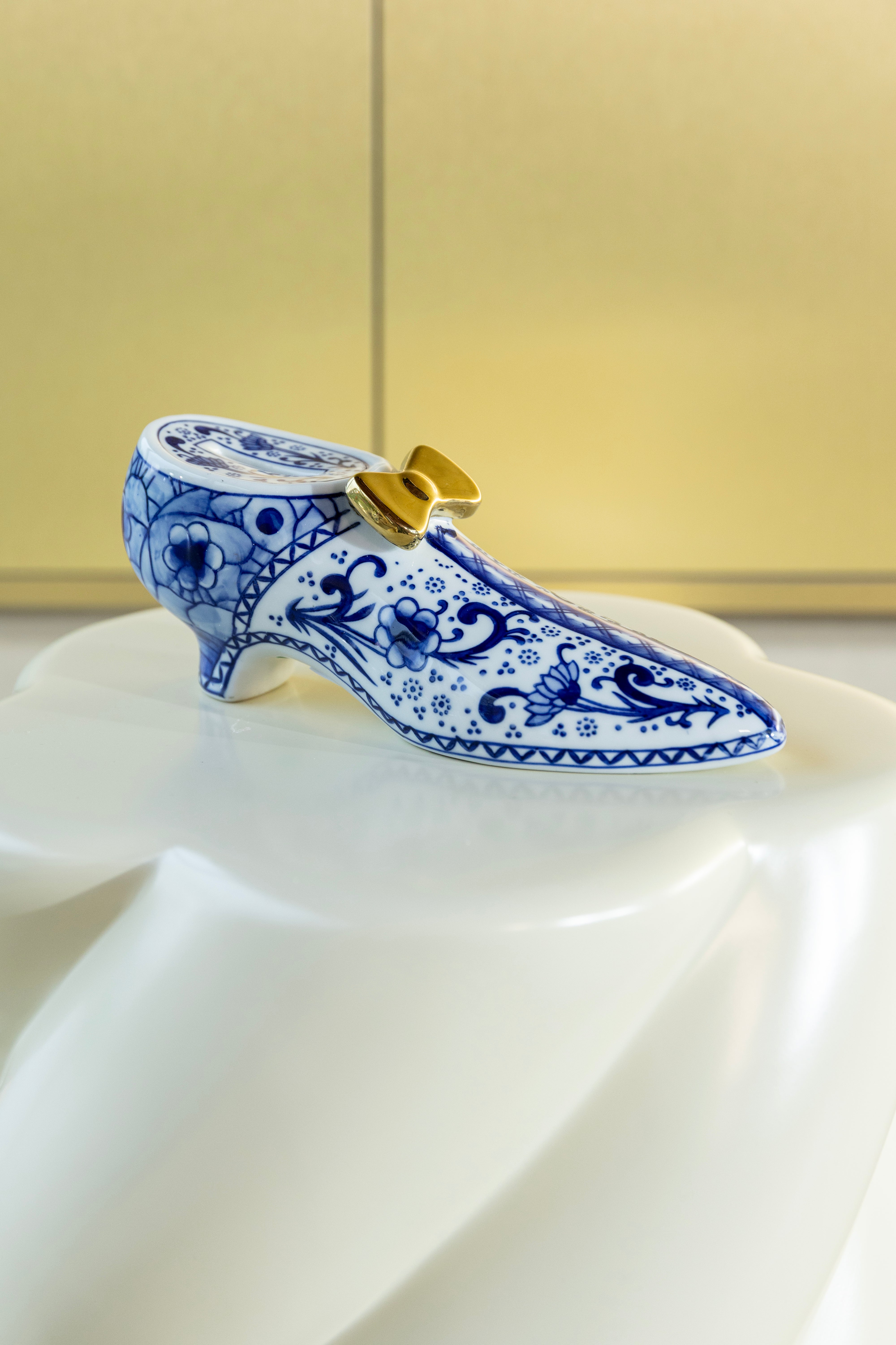 Skarbonka DELFTWARE SCHOEN wit met blauw