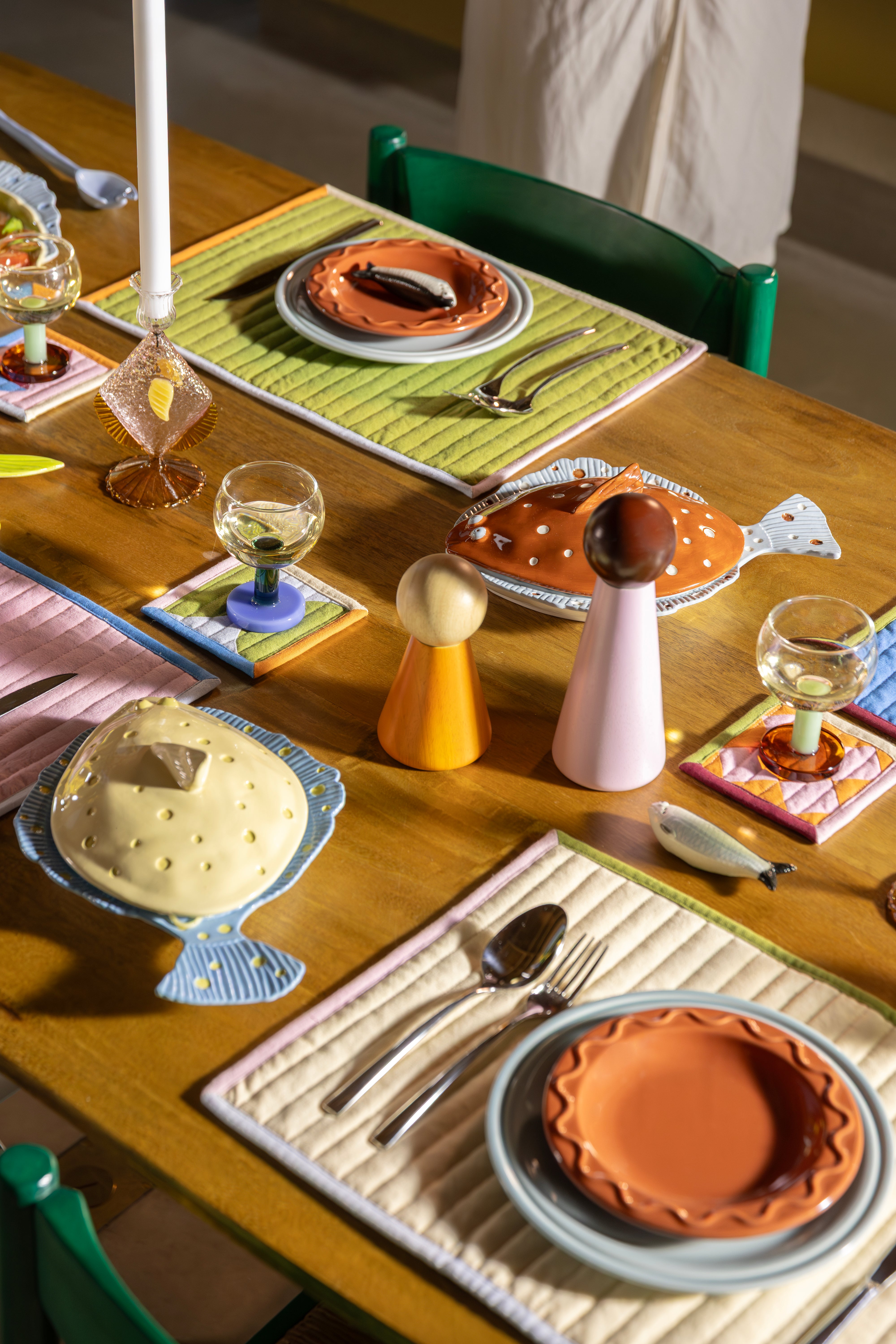 HALMA LARGE specerijenmolen roze met bordeaux