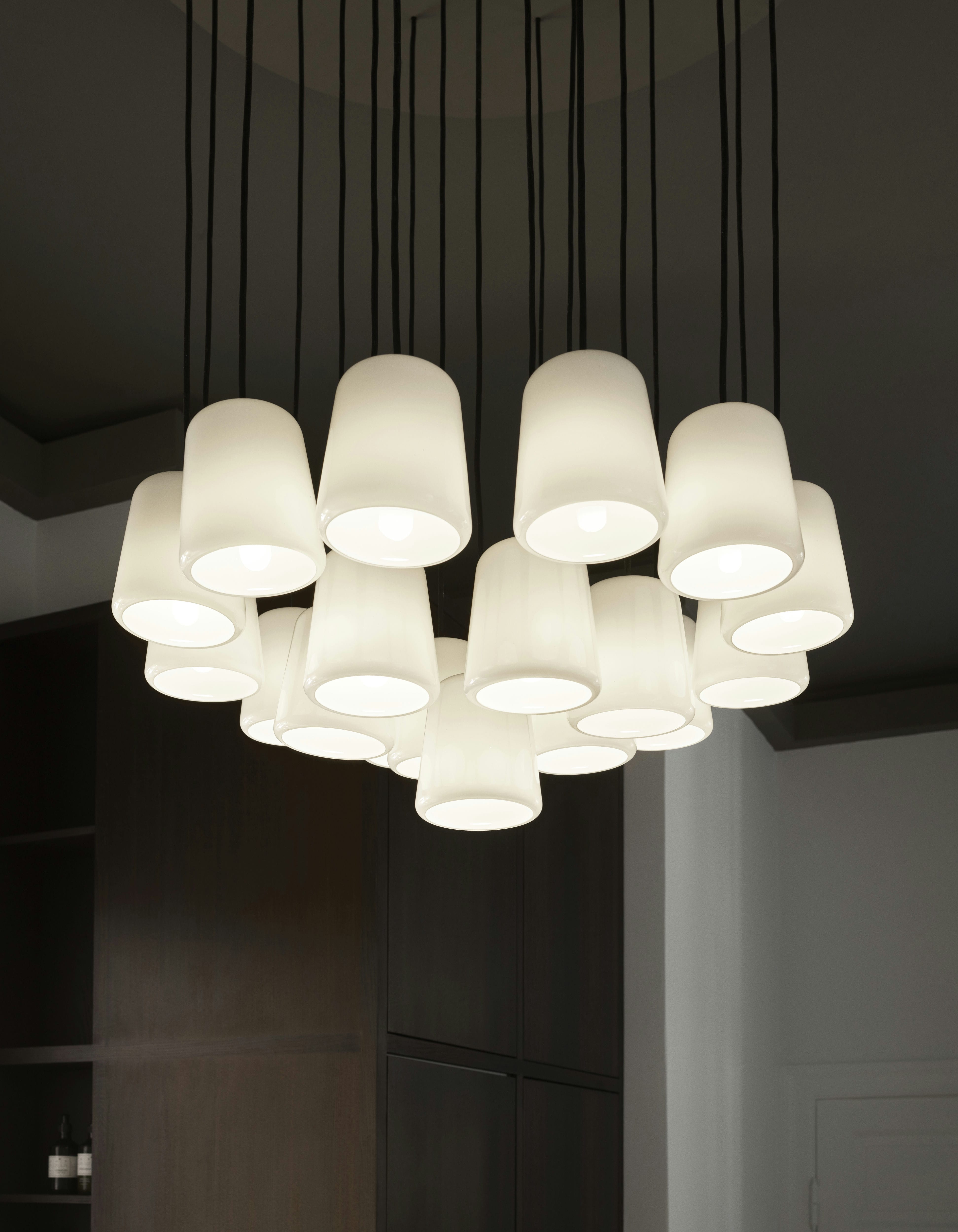 Hanglamp MATERIAL wit opaliserend