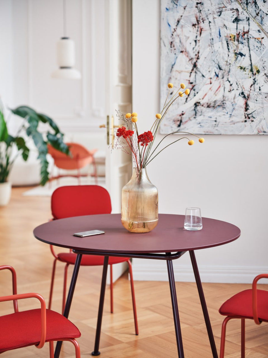 Gestoffeerde stoel NEW SCHOOL met metalen basis