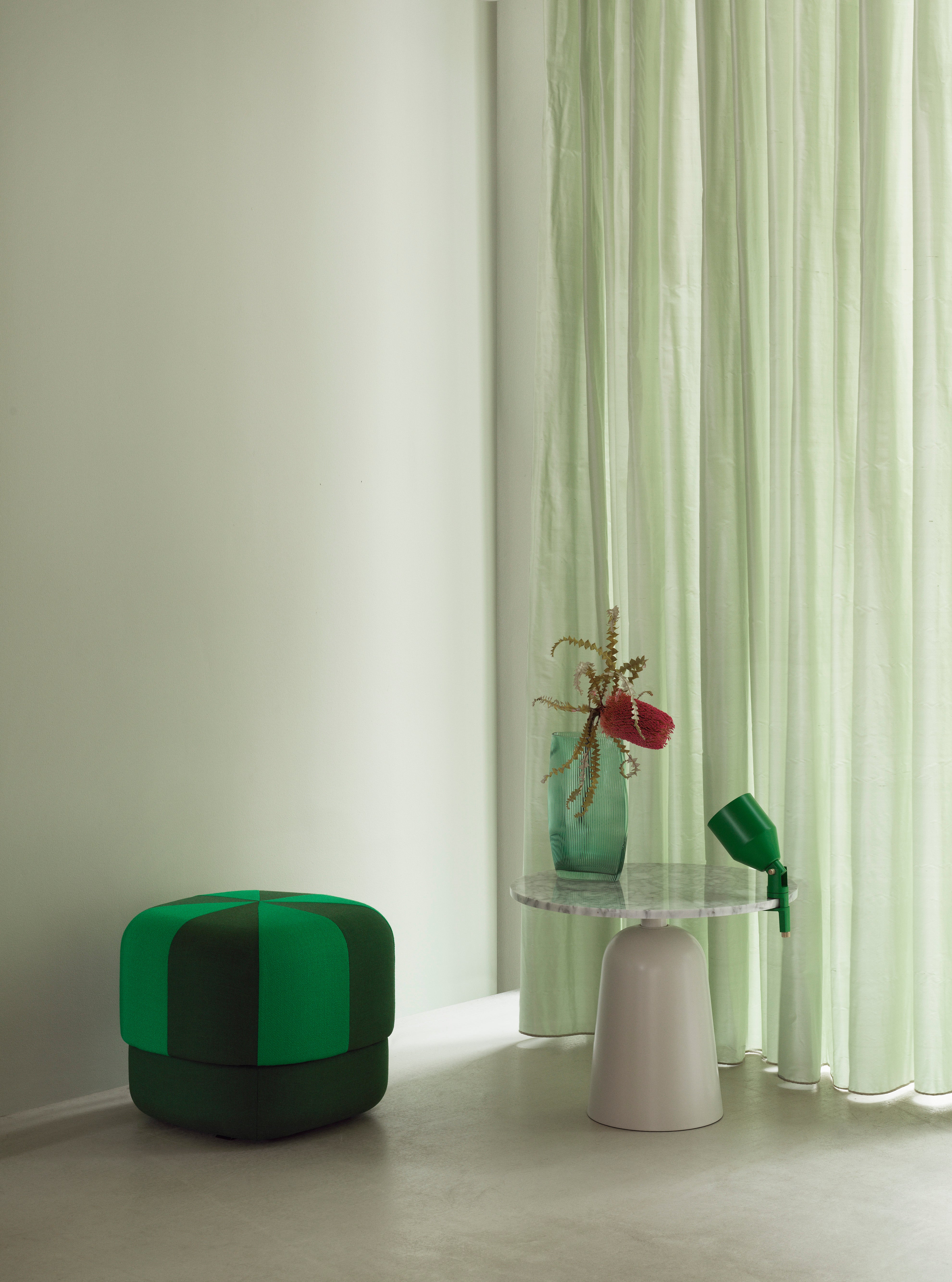 Draagbare wandlamp KLIP groen