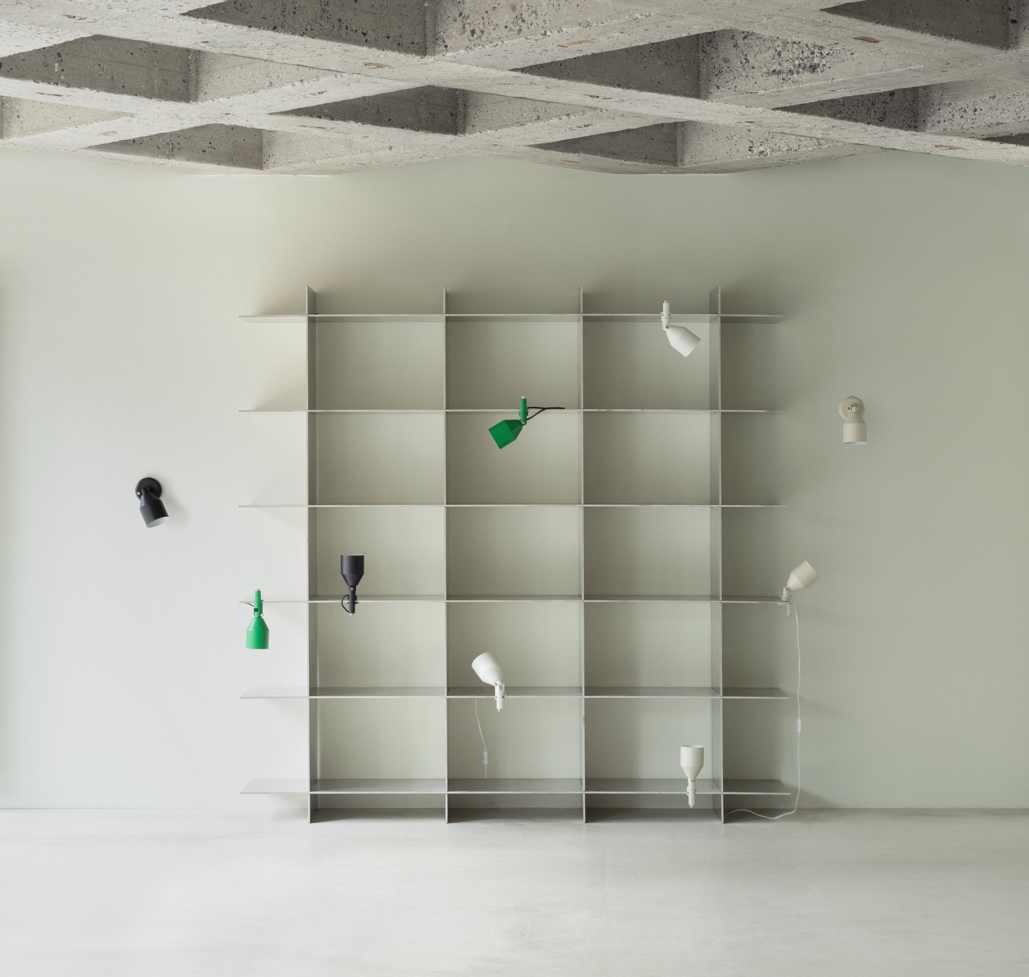 KLIP schwarze Wandleuchte