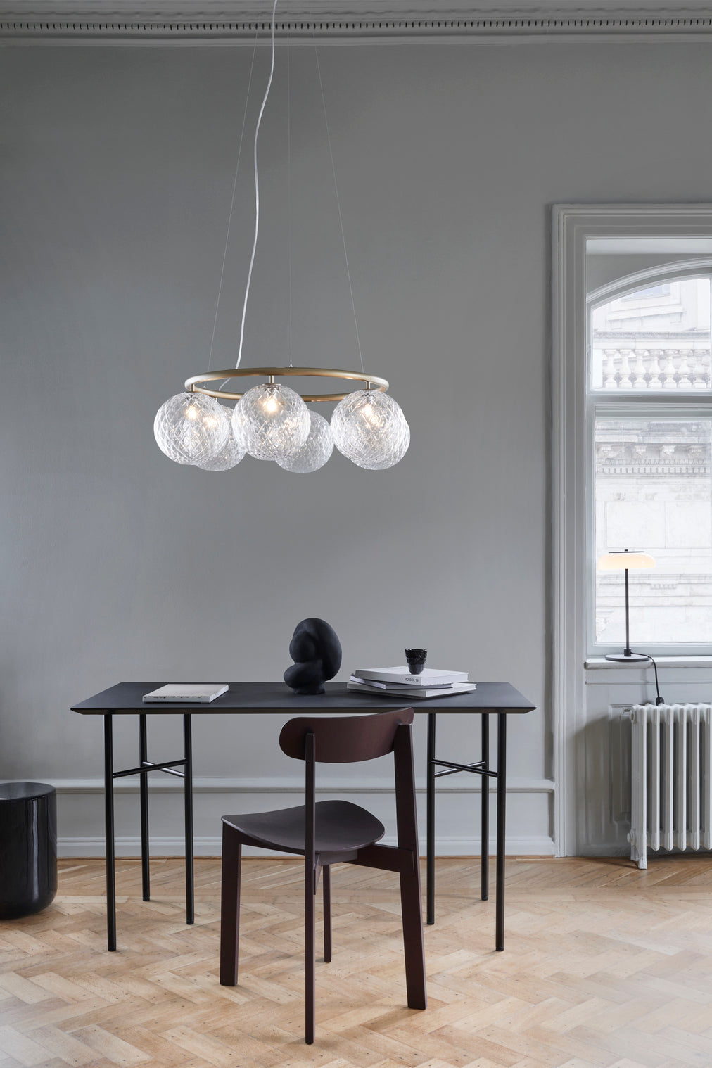 Lampa wisząca MIIRA 6 CIRCULAR mosiężny z transparentnym szkłem – Nuura