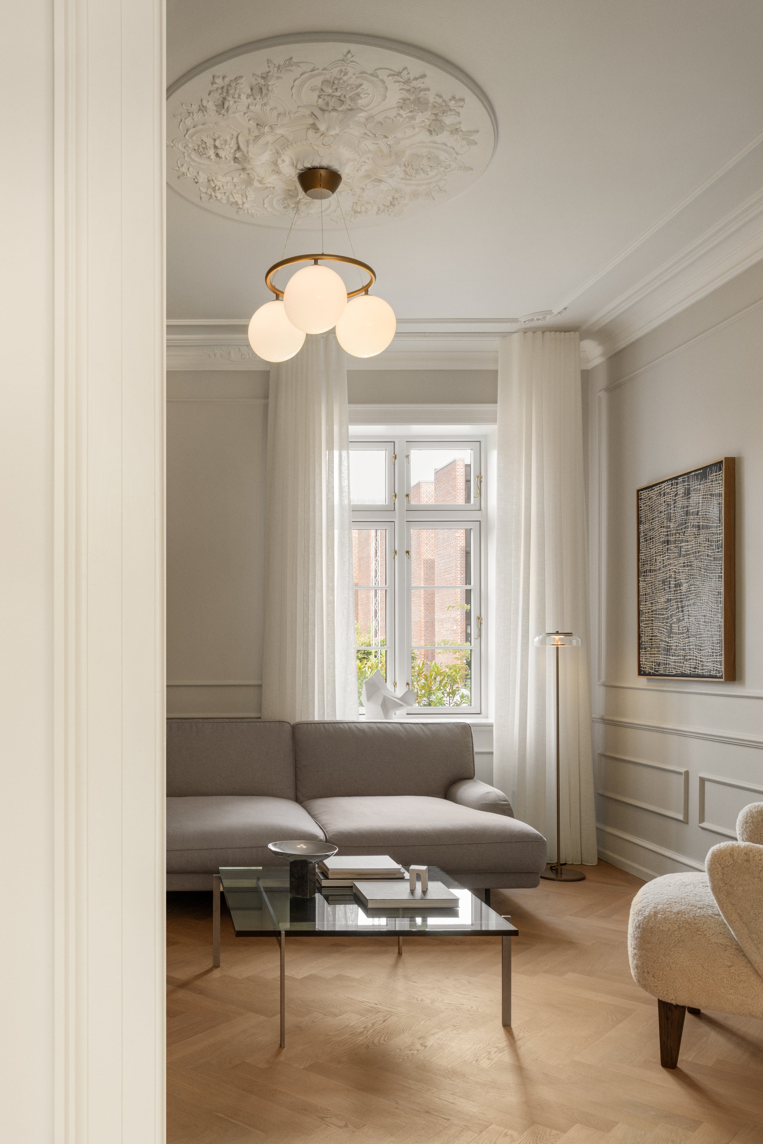 Hanglamp MIIRA 3 CIRCULAR donkerbruin met opaalglas