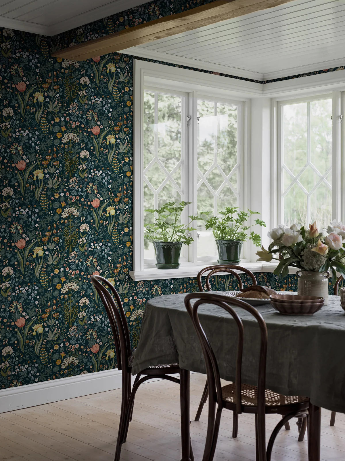 Floral Pattern Wallpaper BLOMSTERHAV Navy Blue with Green