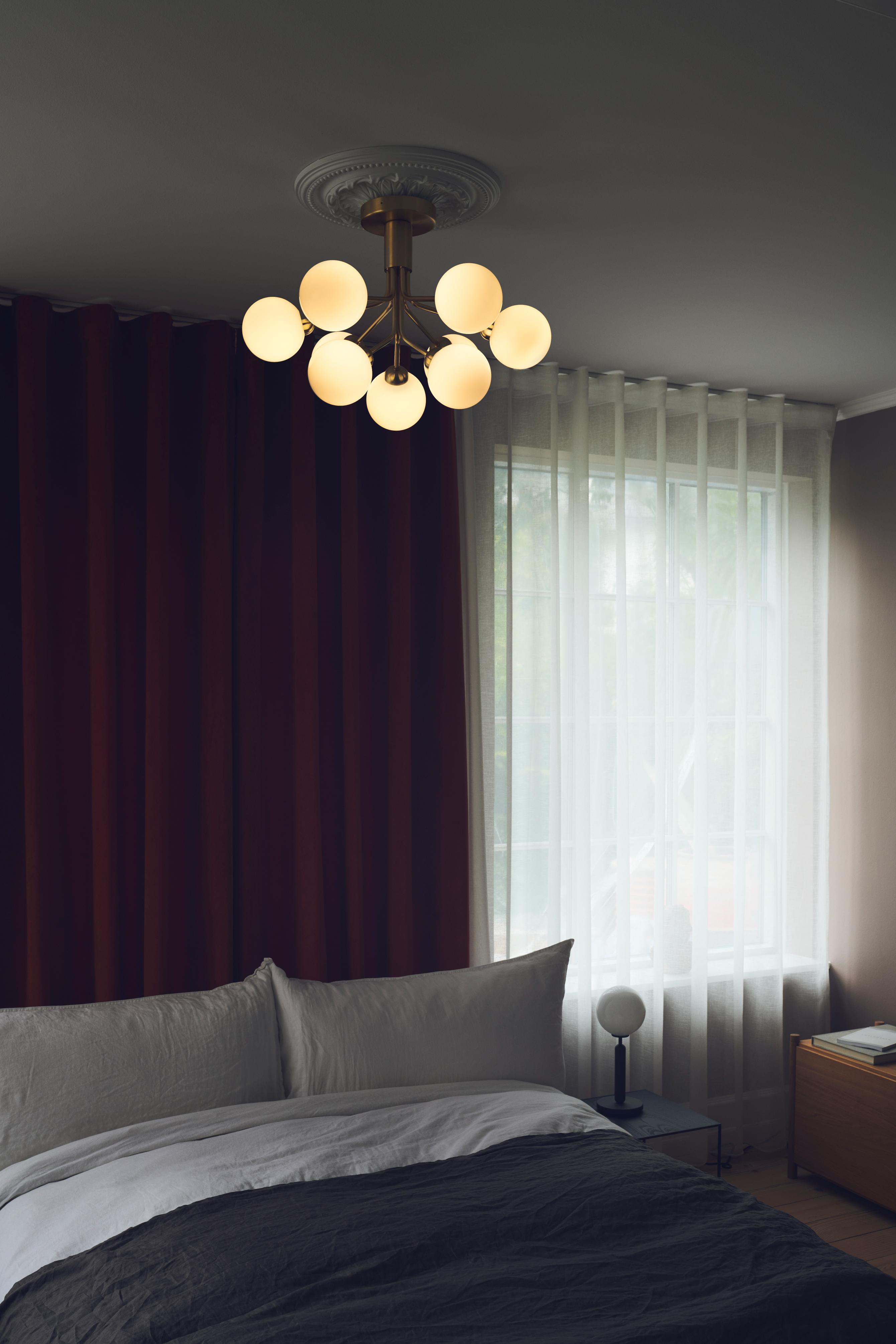 Plafondlamp APIALES 9 zwart met opaalglas