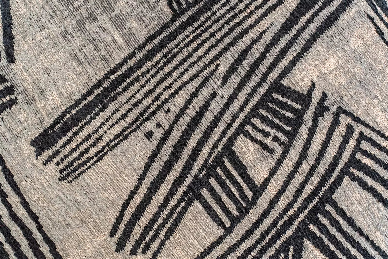 Ronde KANJI tapijt grijs-beige met zwart