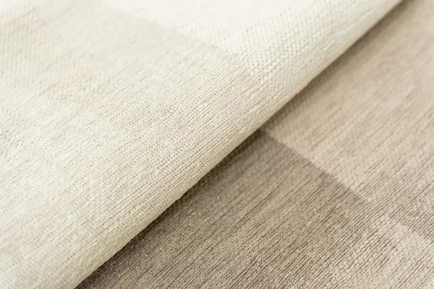 Runder Teppich SENDAI beige mit braunem Muster