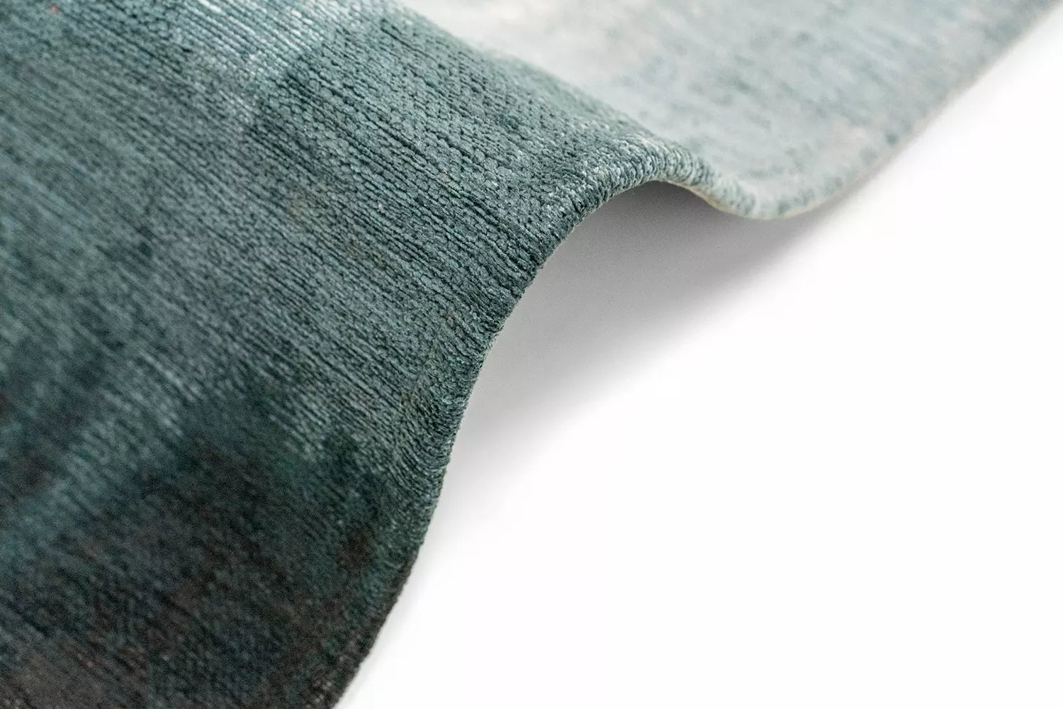 SENDAI Blue Rug with White