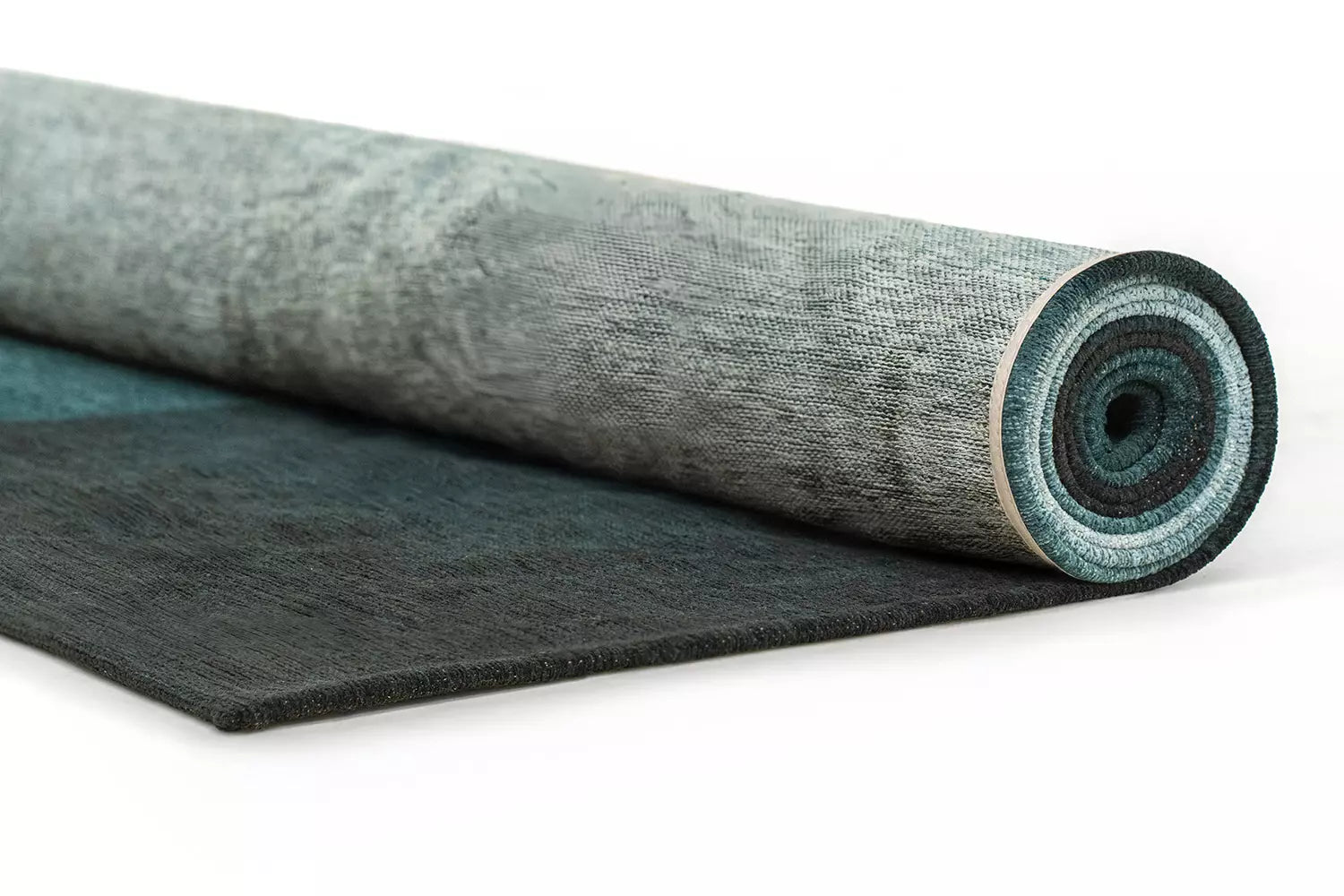 SENDAI Blue Rug with White