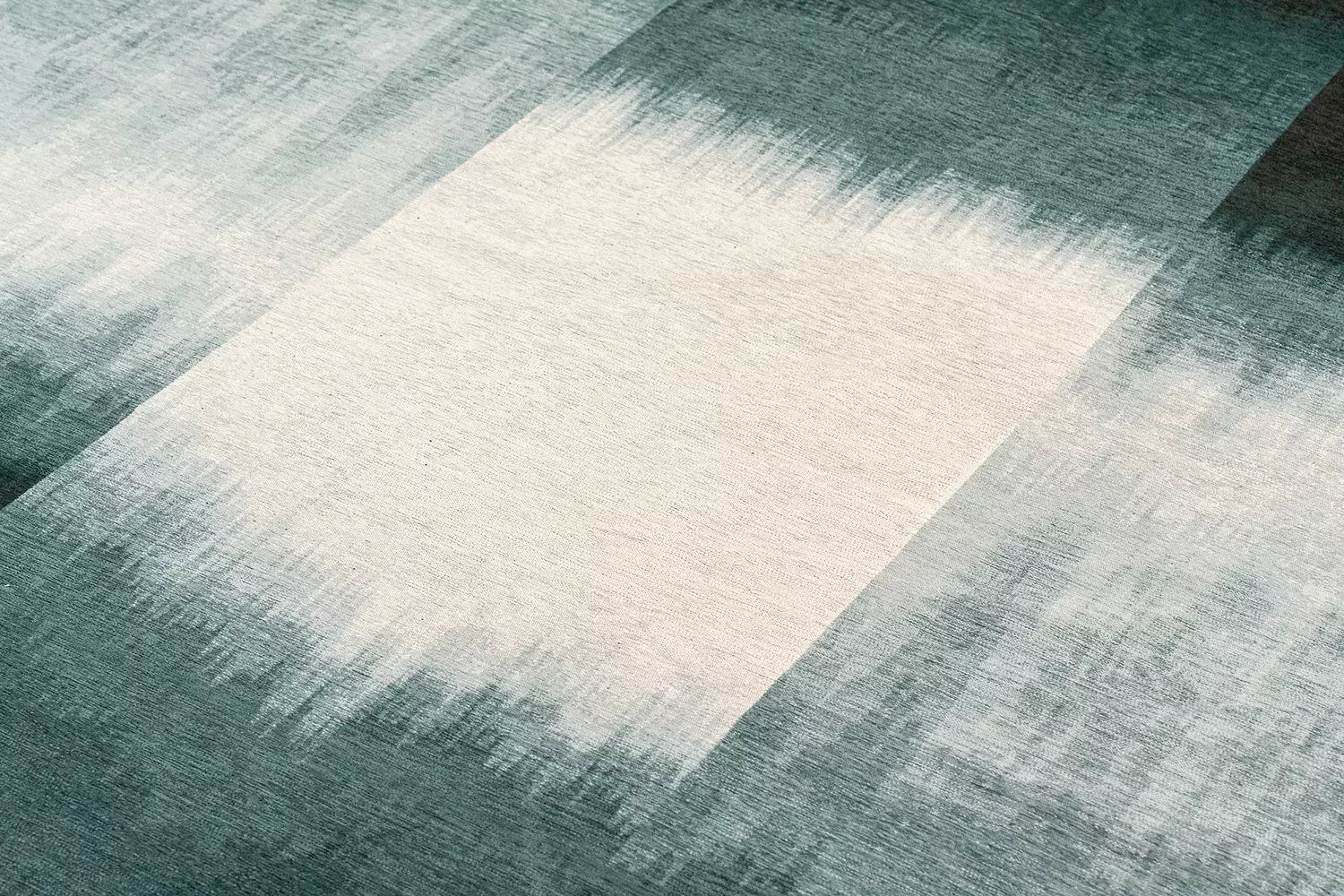 SENDAI Blue Rug with White