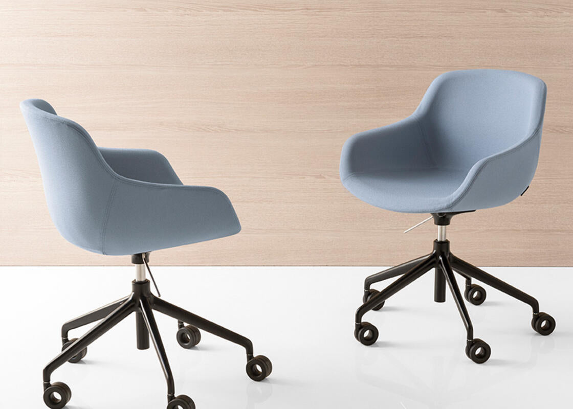 IGLOO bureaustoel gestoffeerd met zwarte basis